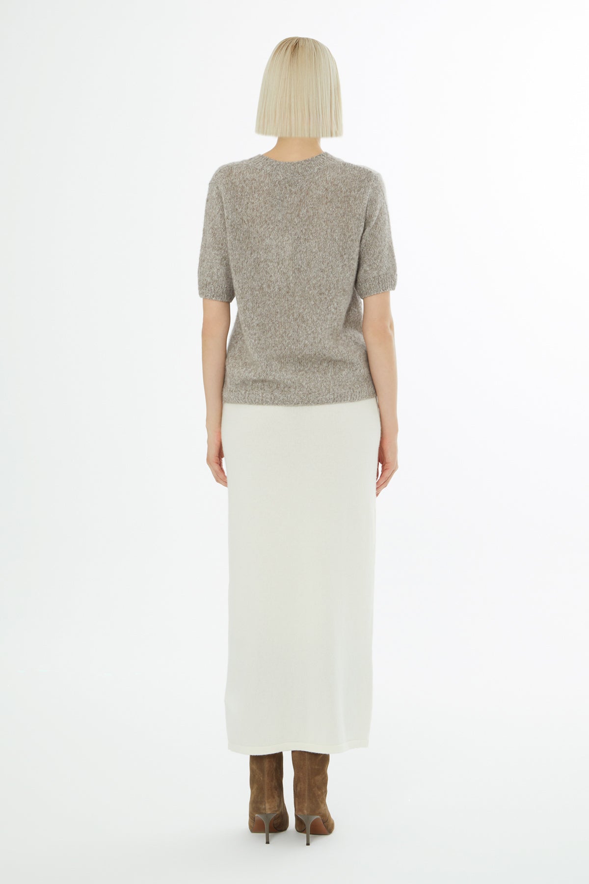 Yuvarlak Yaka Kısa Kol Triko