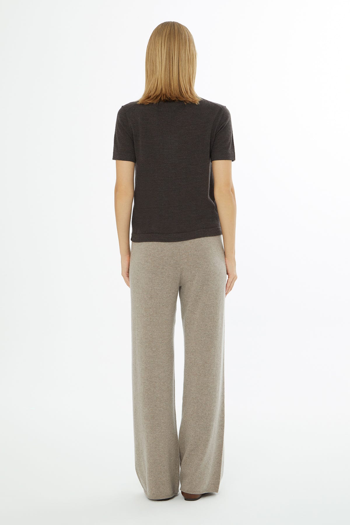 Yuvarlak Yaka Kısa Kollu Triko