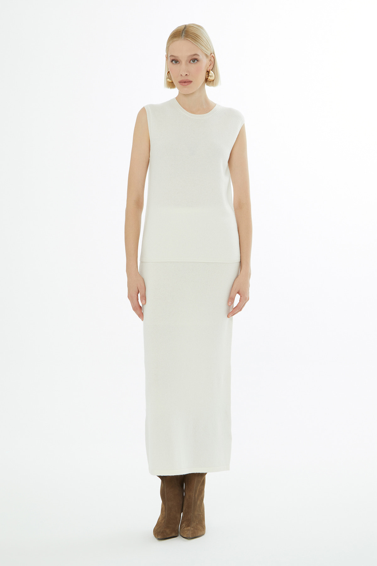 Yuvarlak Yaka Sıfır Kollu Triko