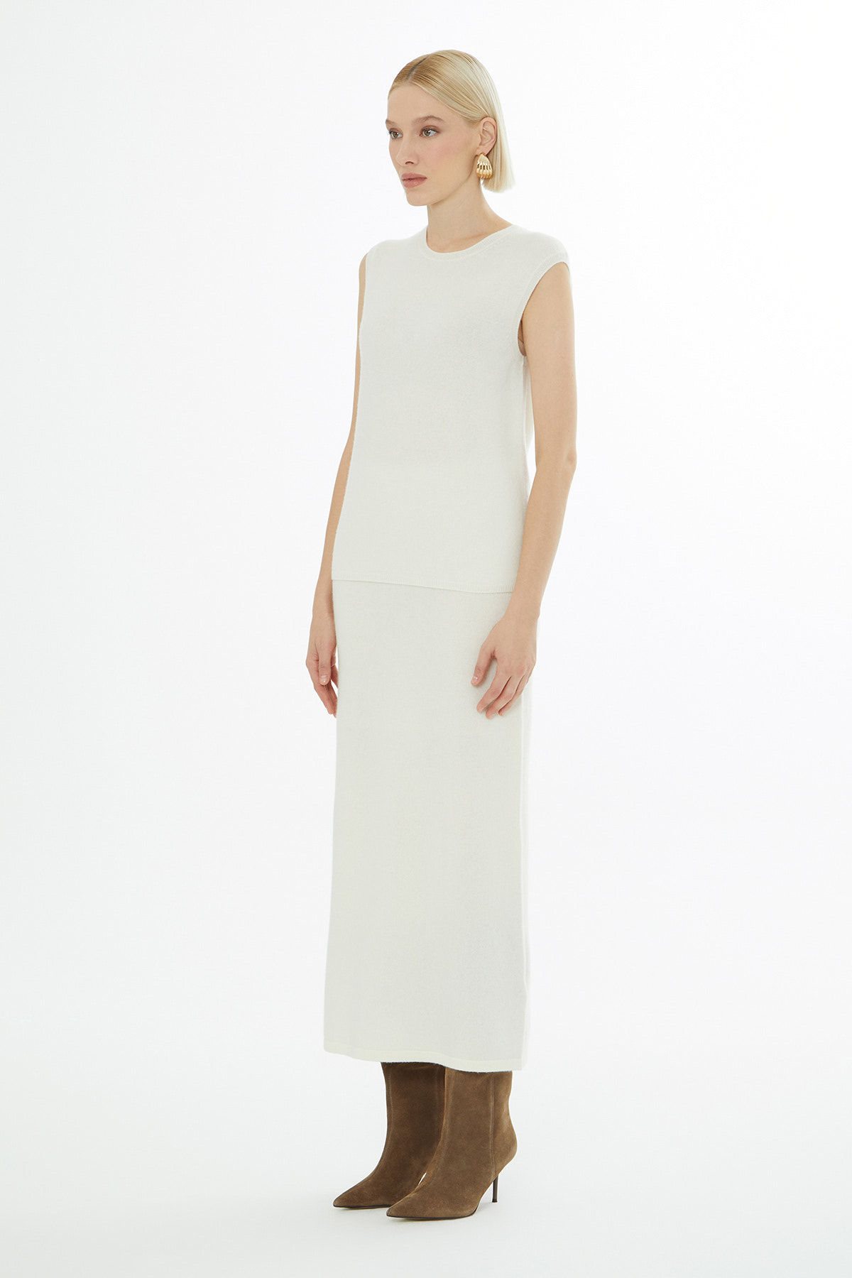 Yuvarlak Yaka Sıfır Kollu Triko