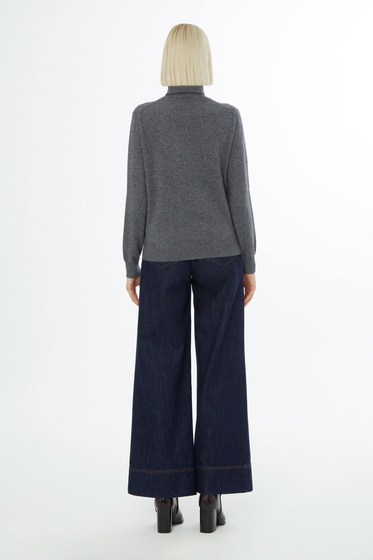 Boğazlı Uzun Kollu Yün Karışımlı Kazak