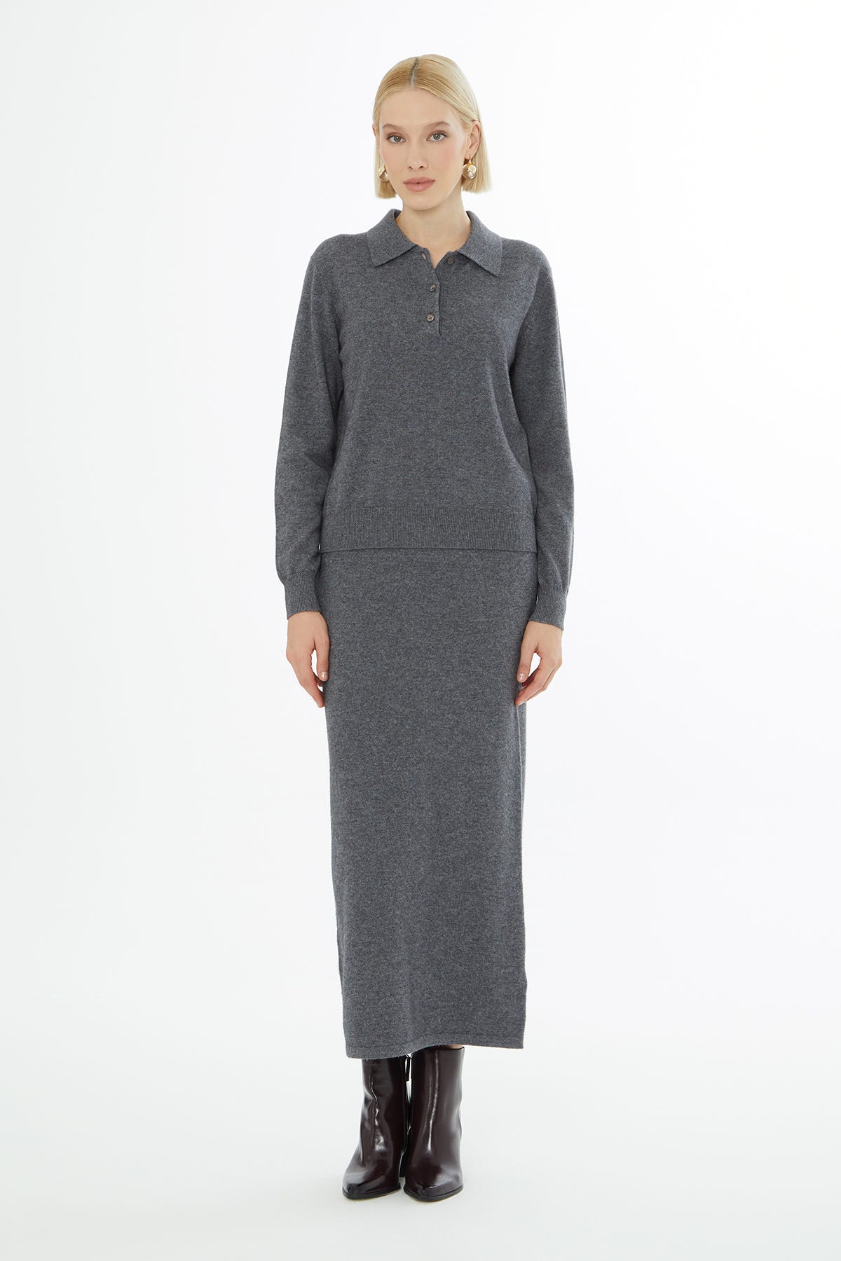 Gömlek Yakalı Düğme Kapamalı Kazak