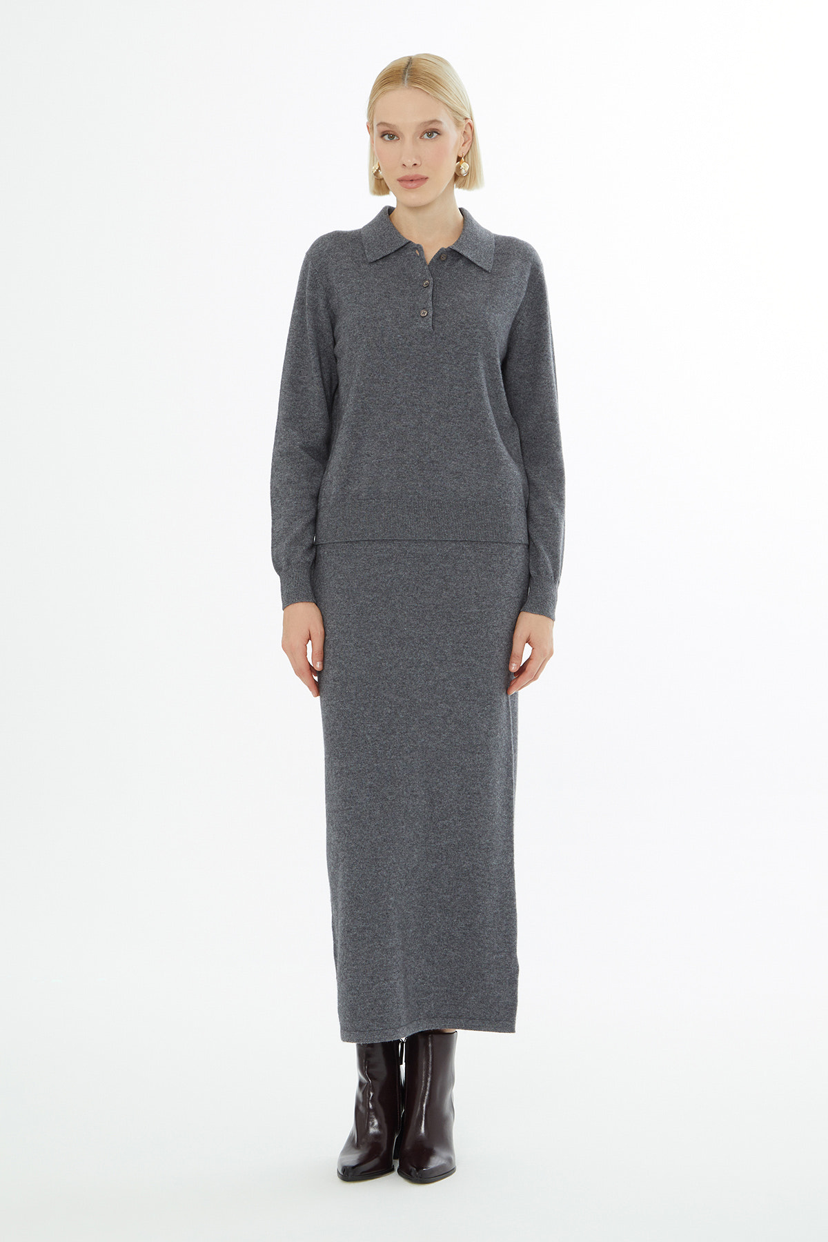 Gömlek Yakalı Düğme Kapamalı Kazak