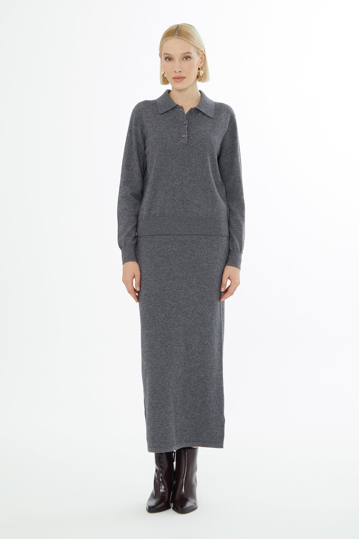 Gömlek Yakalı Düğme Kapamalı Kazak