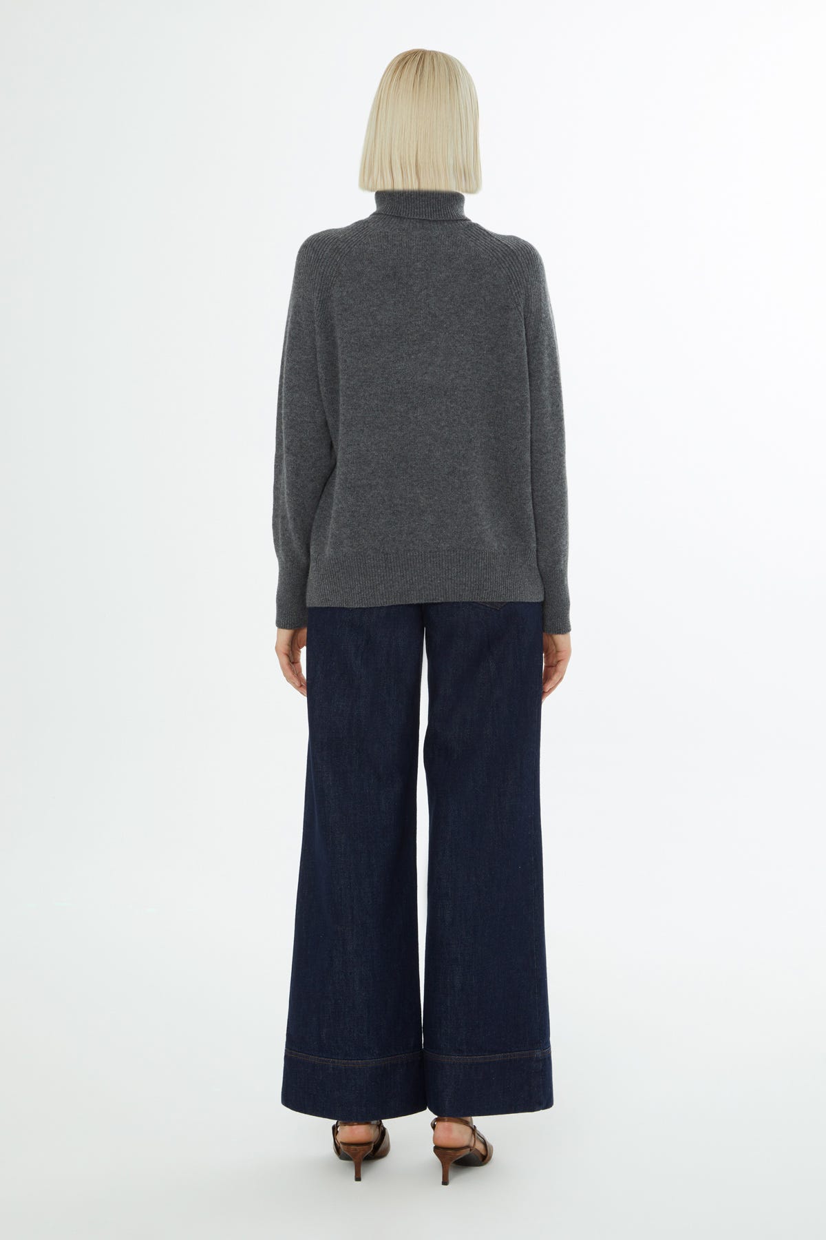 Boğazlı Uzun Kollu Kazak