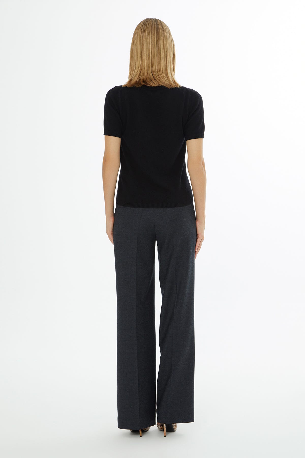 Yuvarlak Yakalı Kısa Kollu Triko