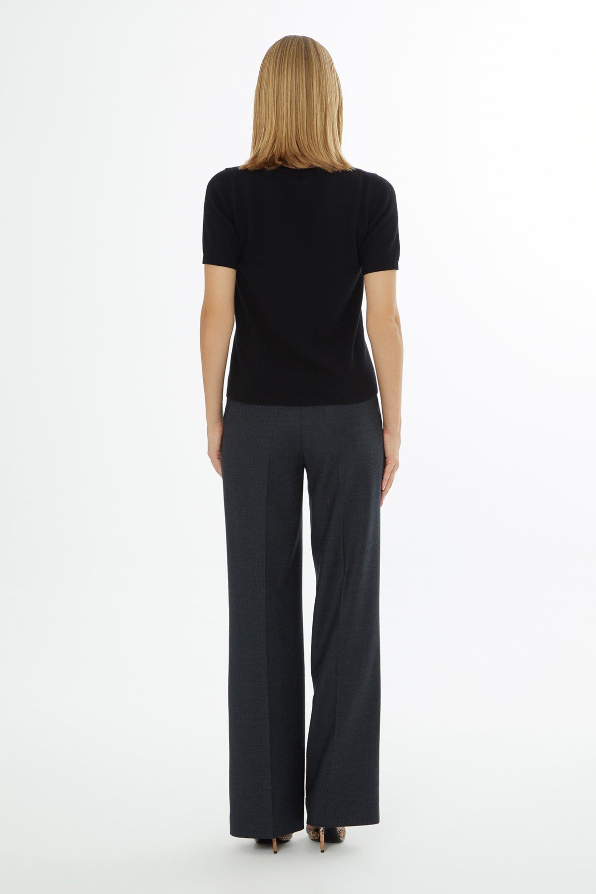 Yuvarlak Yakalı Kısa Kollu Triko