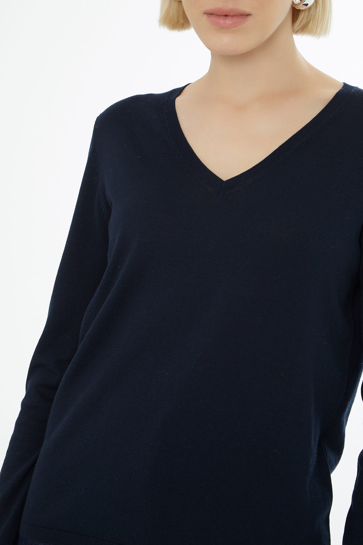 V Yakalı Uzun Kollu Triko Kazak