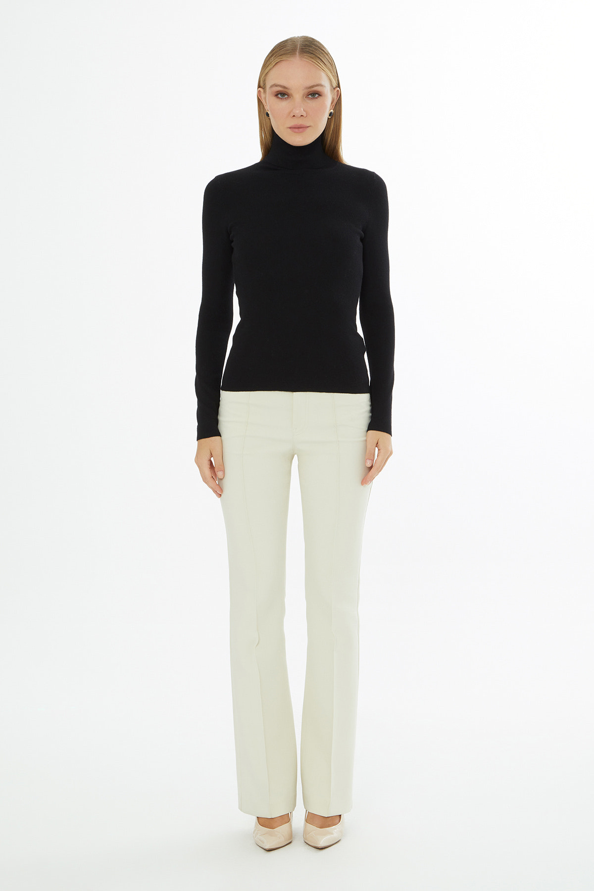 Boğazlı Kadın Triko Kazak