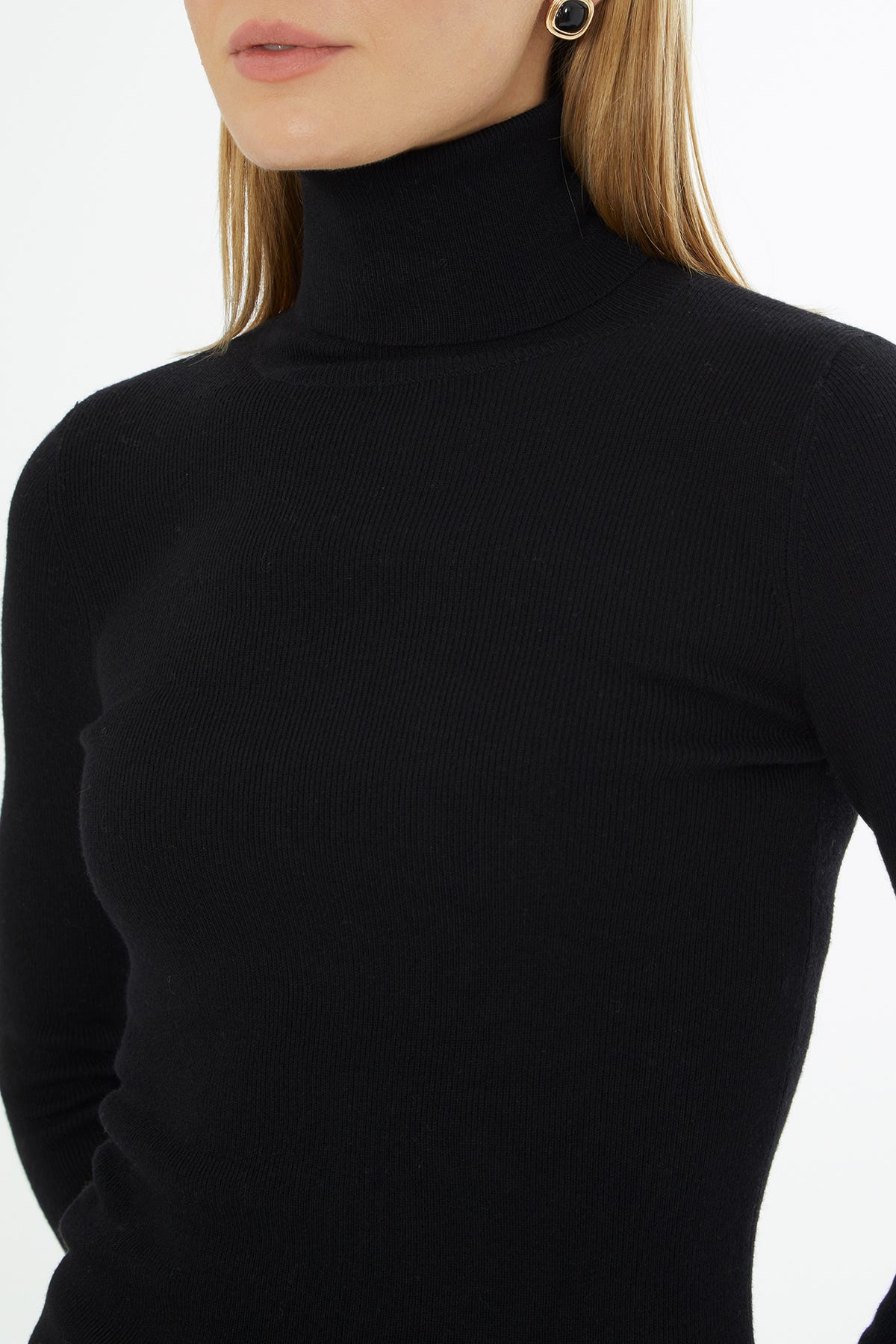 Boğazlı Kadın Triko Kazak