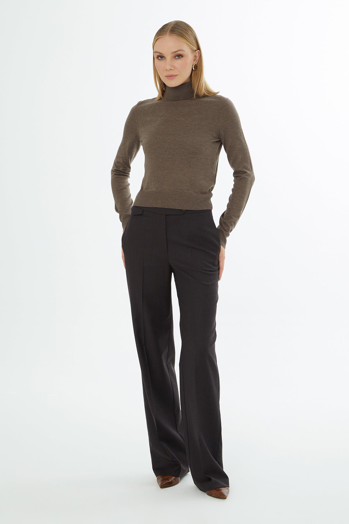 Boğazlı Yün Karışımlı Triko Kazak