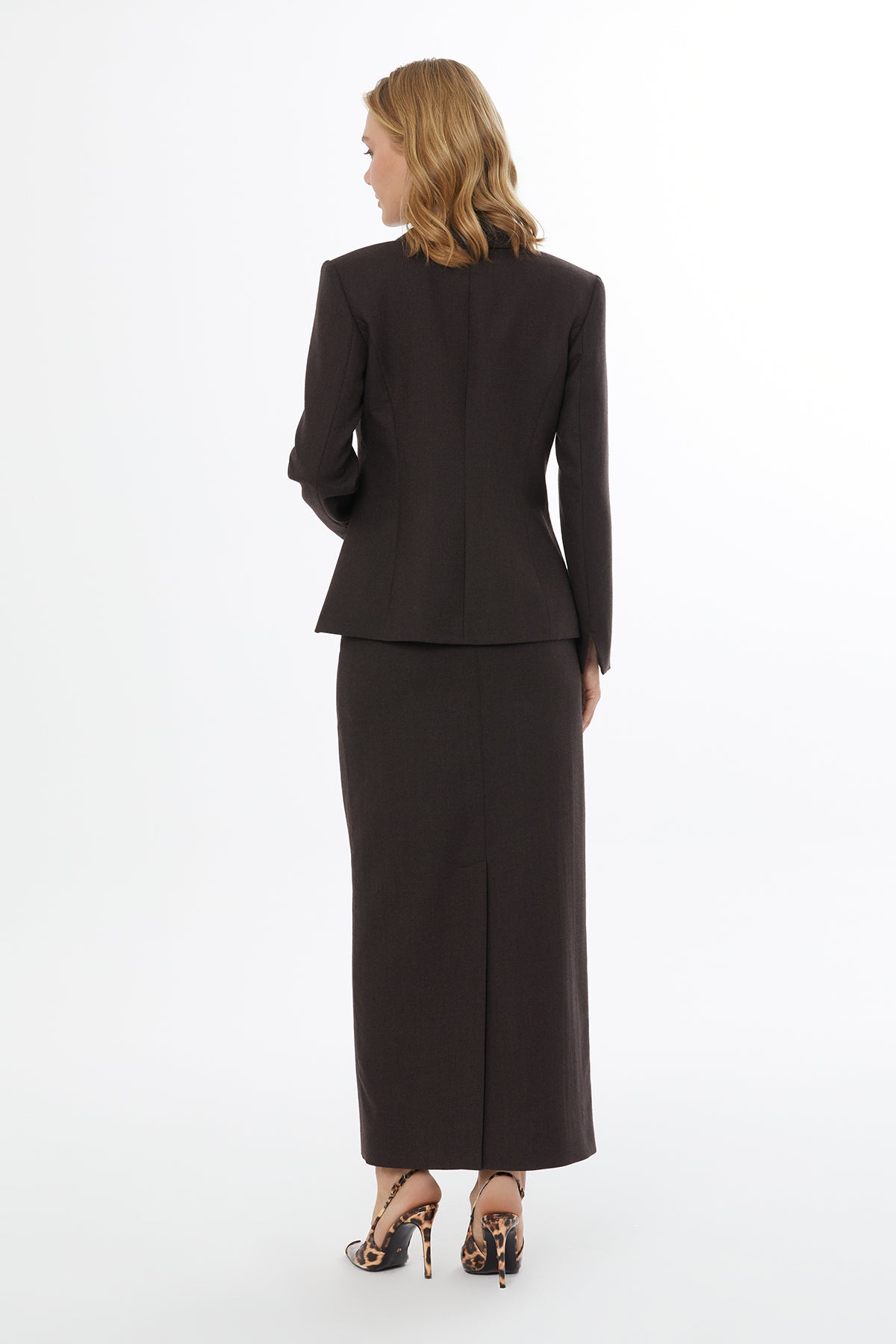 Önden Düğmeli Fileto Cepli Kadın Ceket