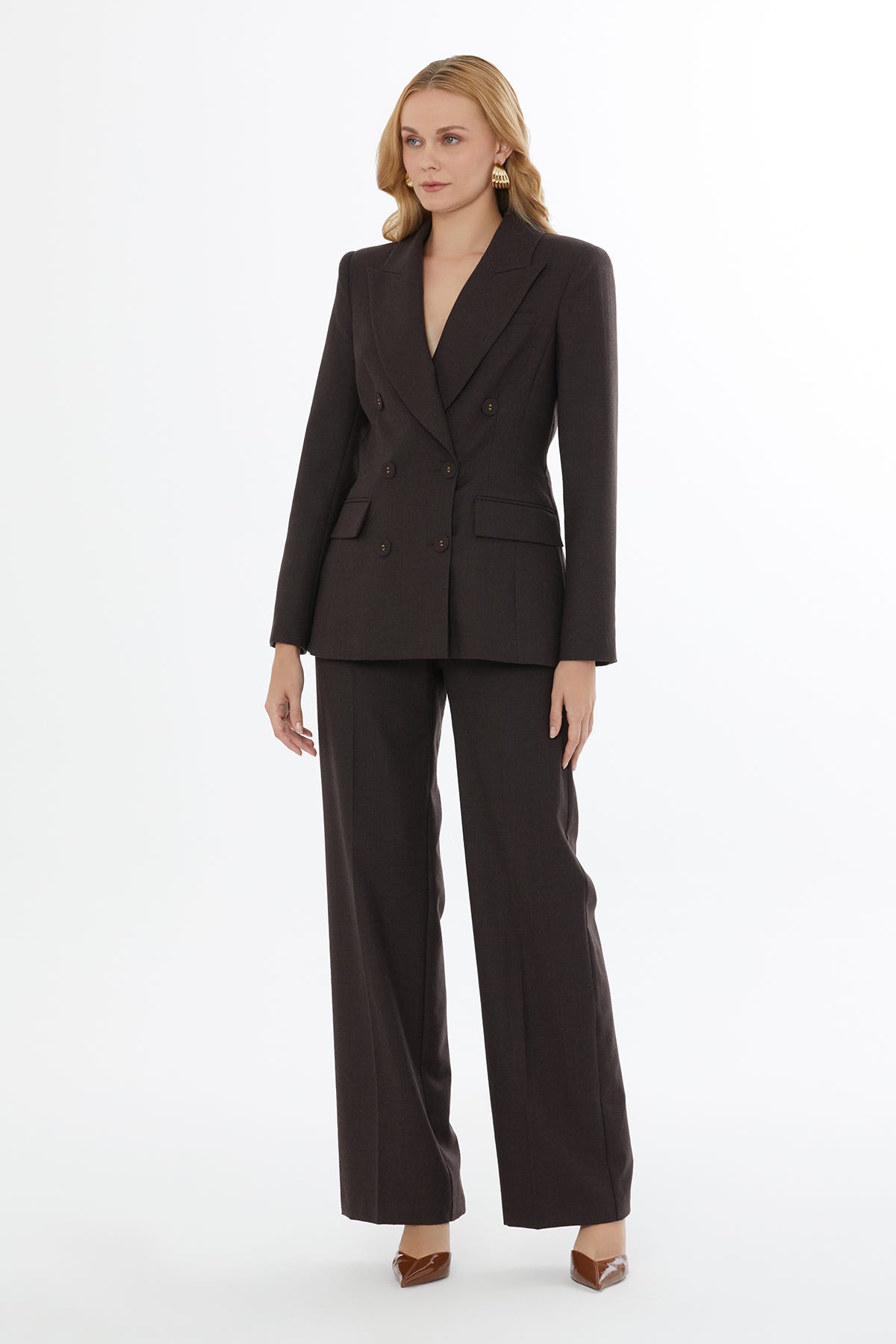Önden Düğmeli Cepli Kahverengi Ceket
