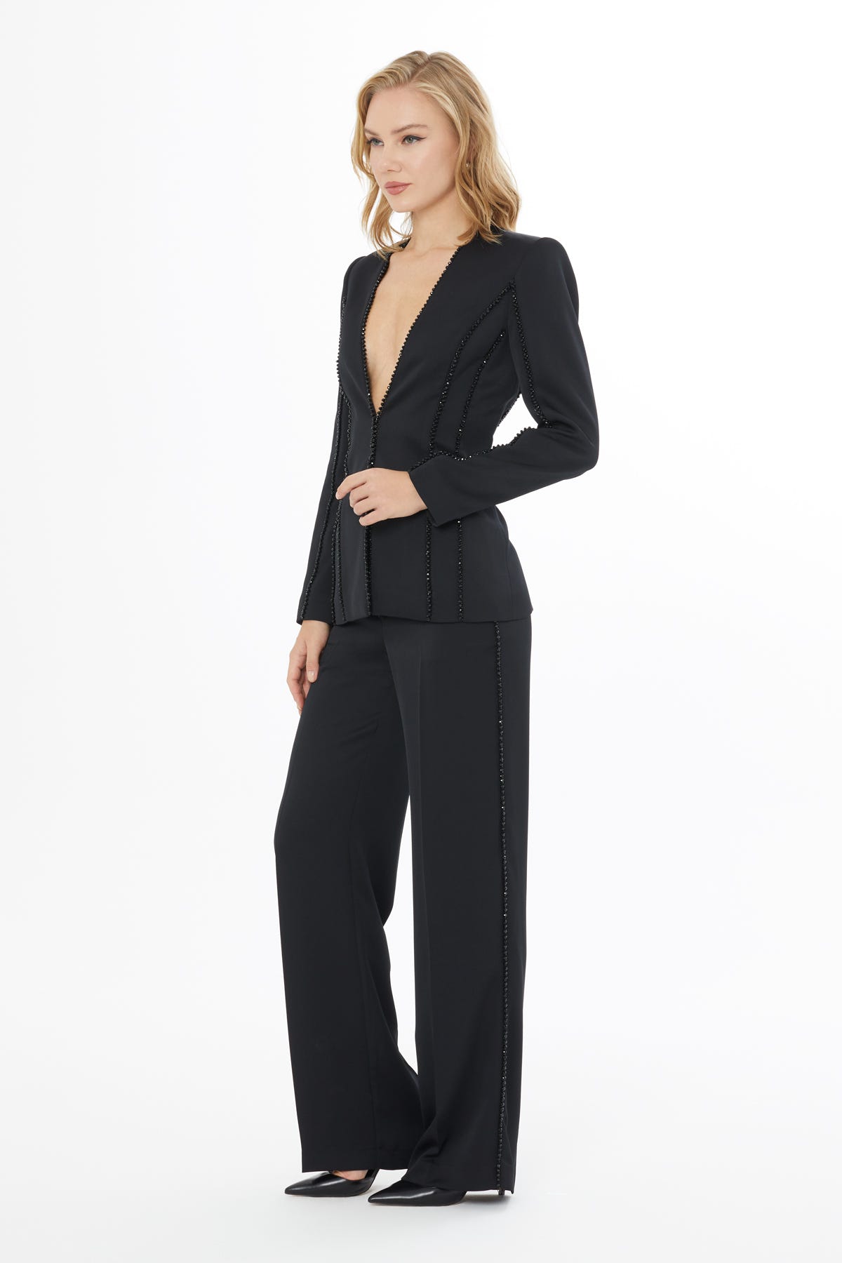 Vatkalı Şerit Aksesuarlı Kadın Ceket