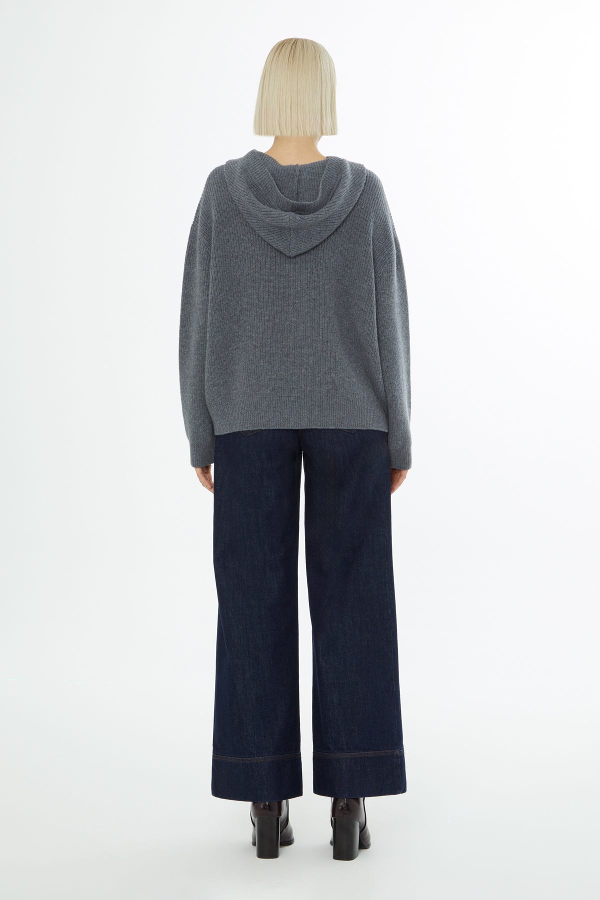 Kapüşon Yaka Fermuar Kapamalı Uzun Kollu Hırka