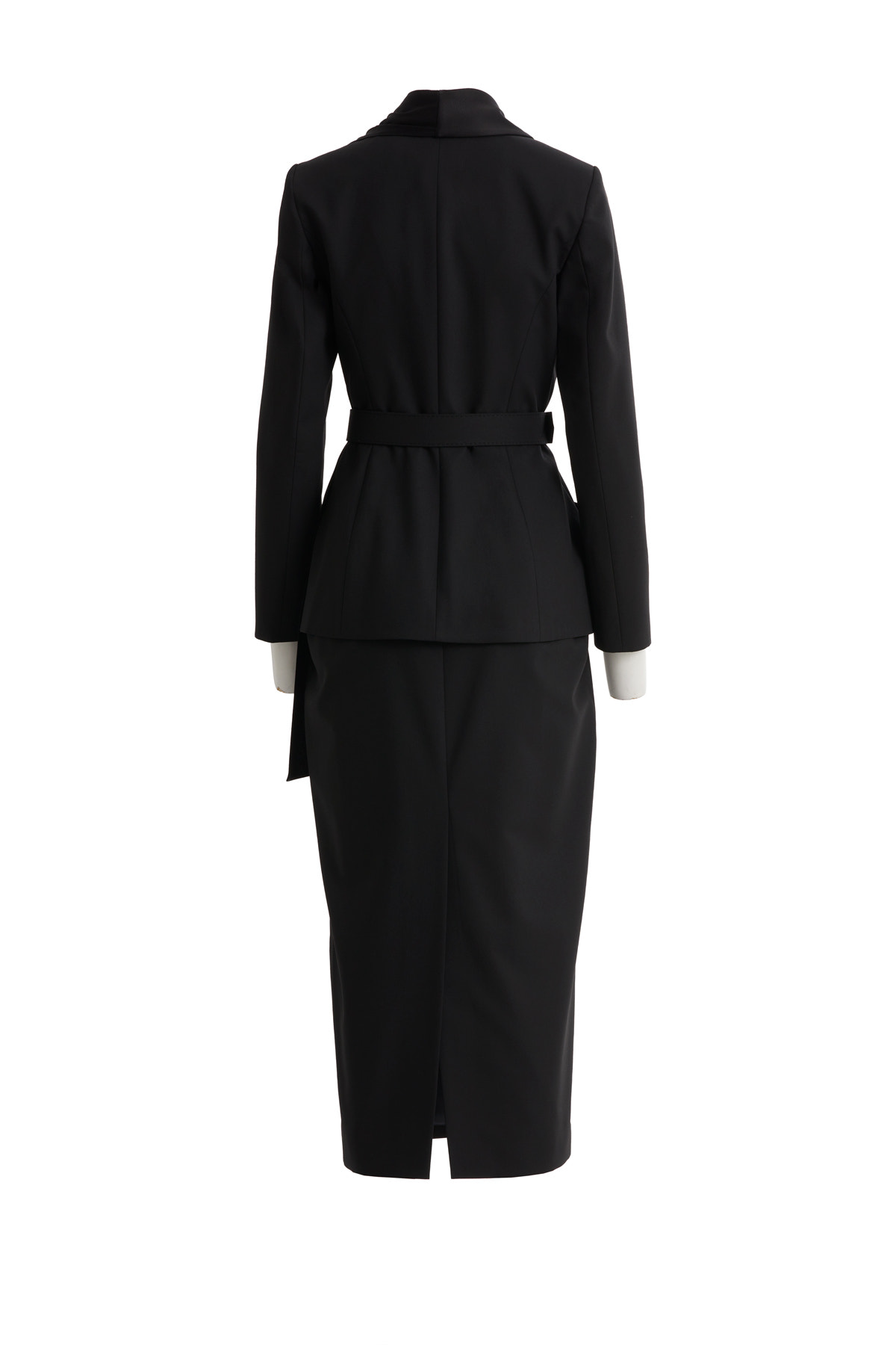 Şal Yaka Detaylı Ceket Ve Kalem Etekli Siyah Takım