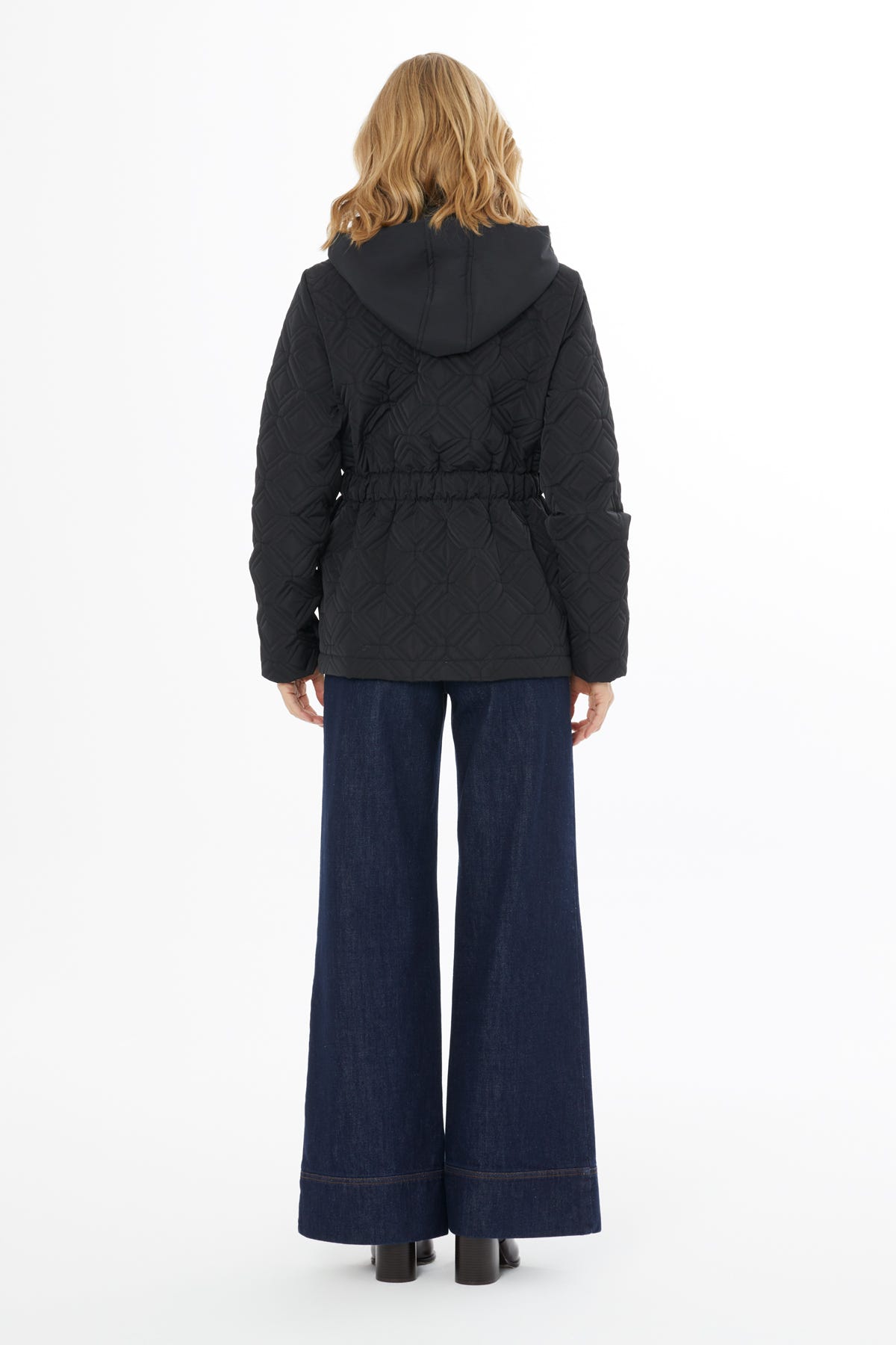 Kapüşon Yakalı Belden Kordonlu Mont