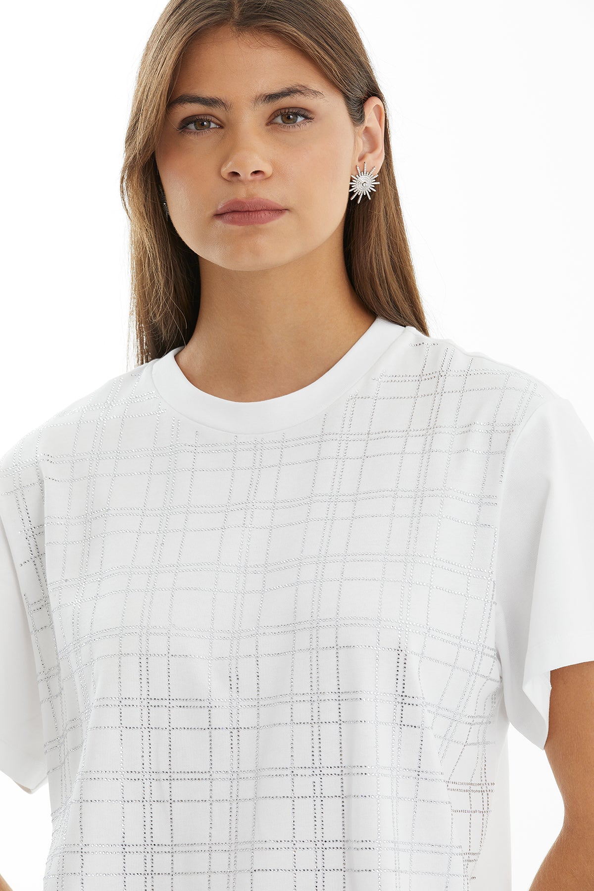 Taş Baskı Detaylı Beyaz T-Shirt