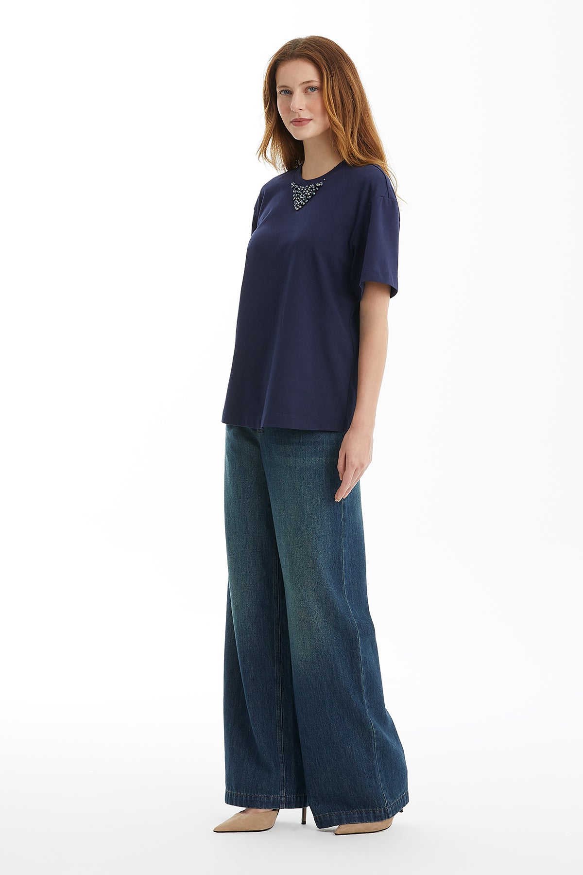 İşleme Detaylı Lacivert T-Shirt
