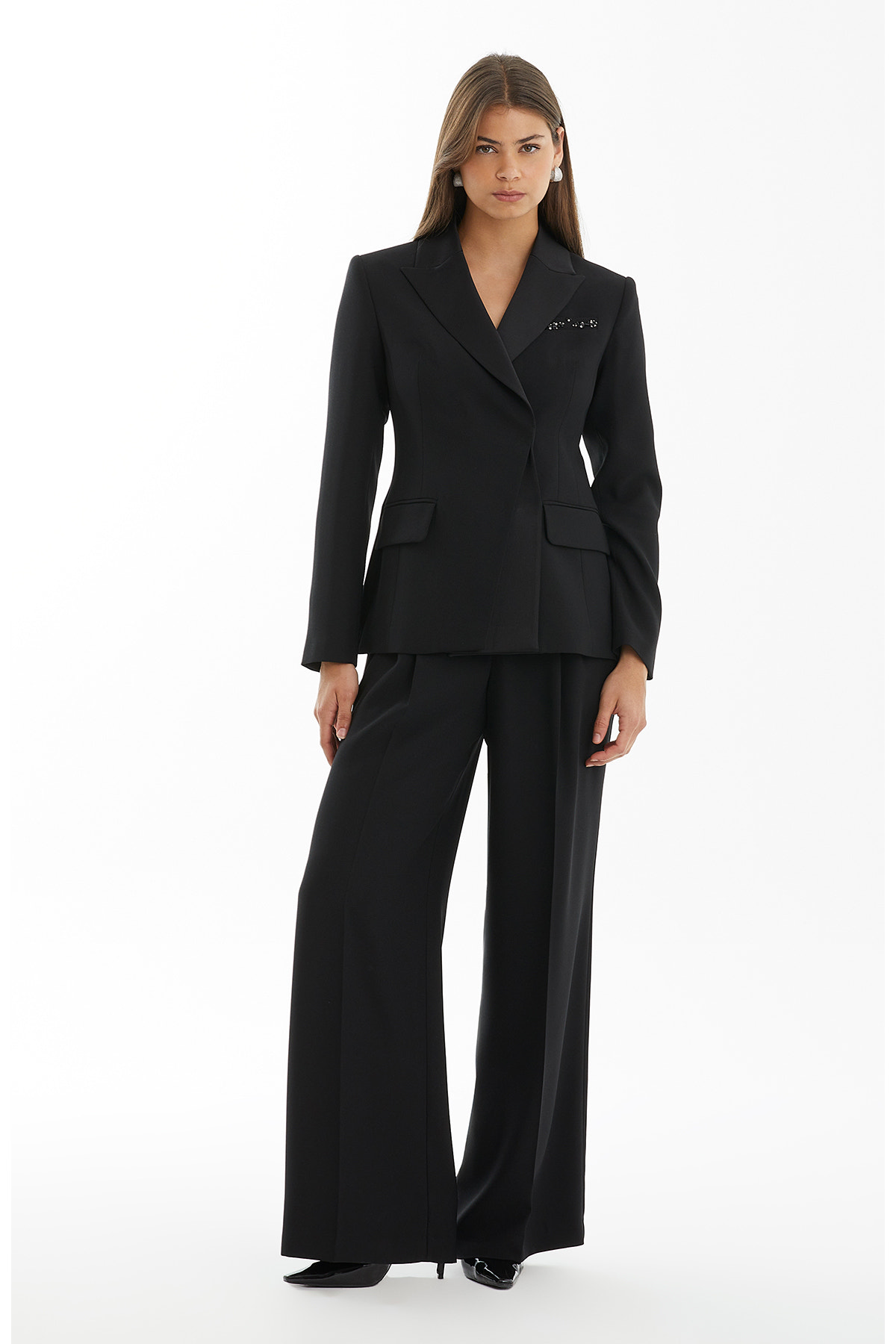 Saten Yaka Detaylı Siyah Blazer Ceket