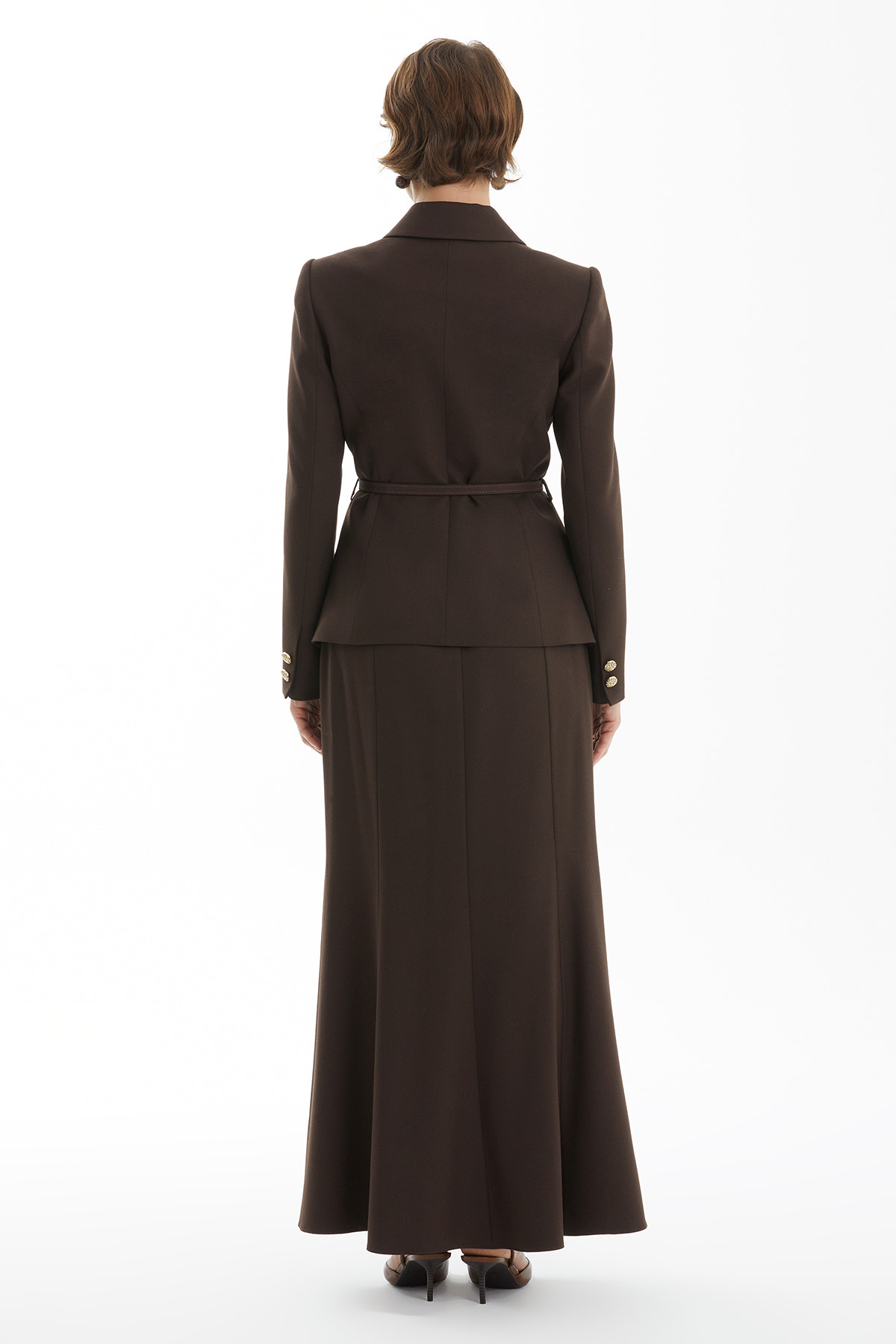 Kemer Detaylı Balık Kahverengi Etekli Takım
