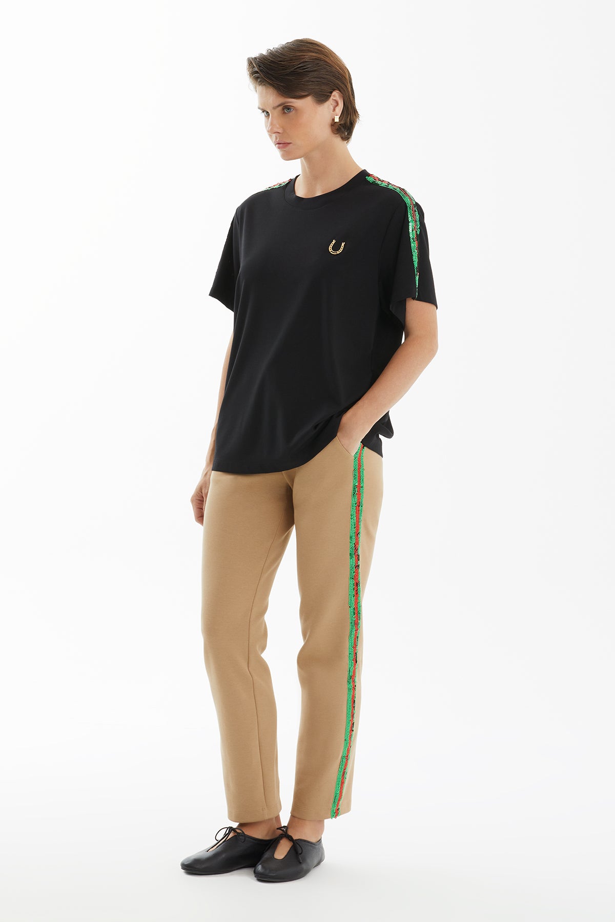 Şerit Detaylı Basic Siyah T-Shirt