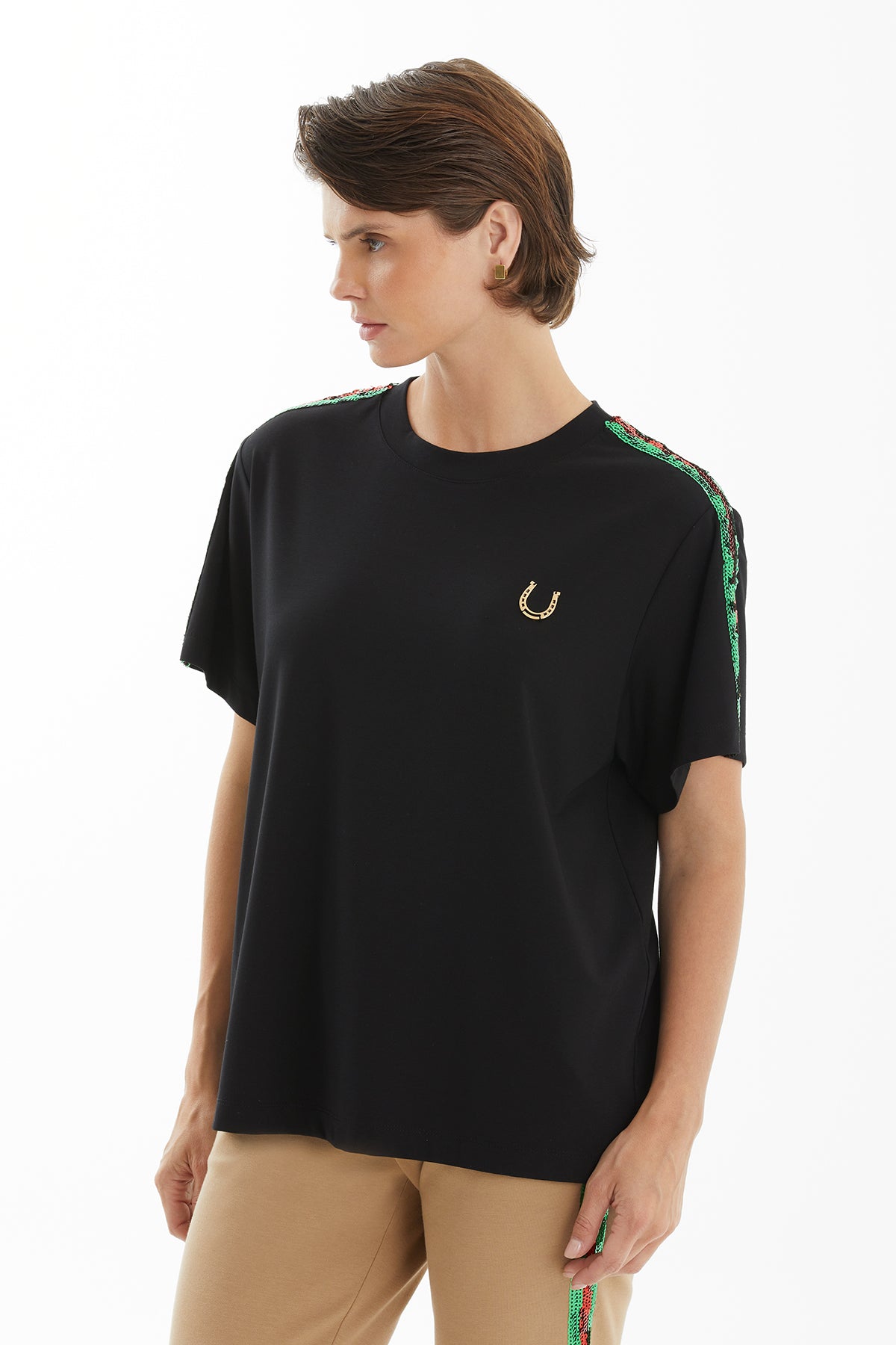 Şerit Detaylı Basic Siyah T-Shirt