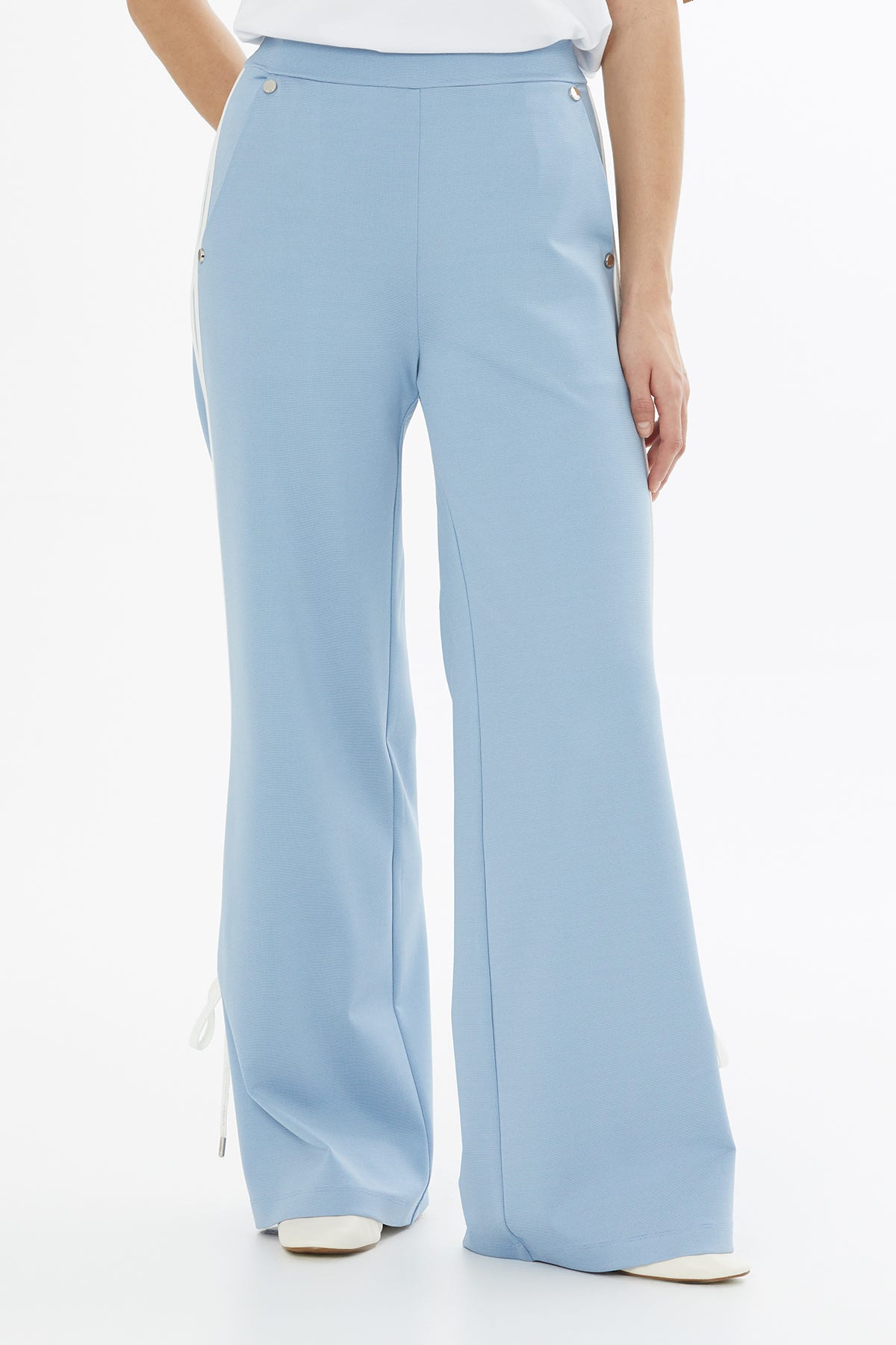 Şerit Detaylı Mavi Eşofman Altı