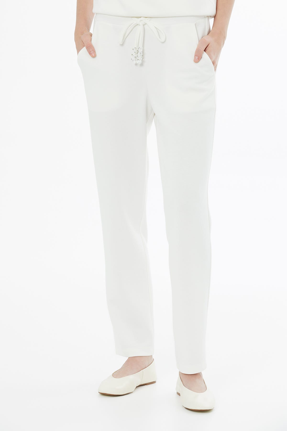 Bağlamalı Boru Paça Ekru Eşofman Altı