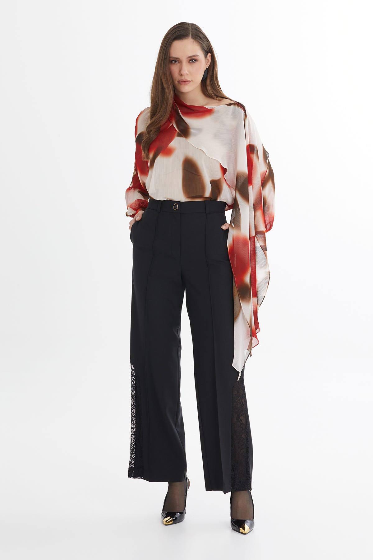 Yün Karışımlı Dantel Detaylı Siyah Pantolon