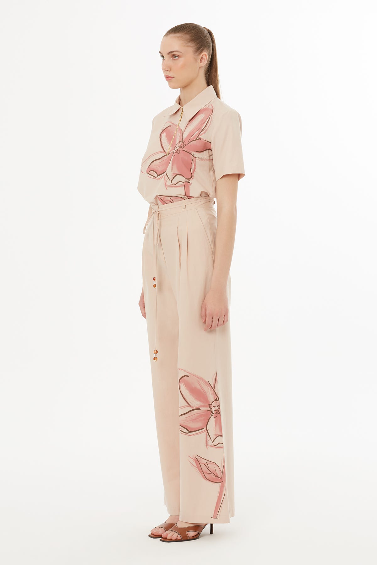 Çiçek Baskı Detaylı Dokuma Bej Pantolon