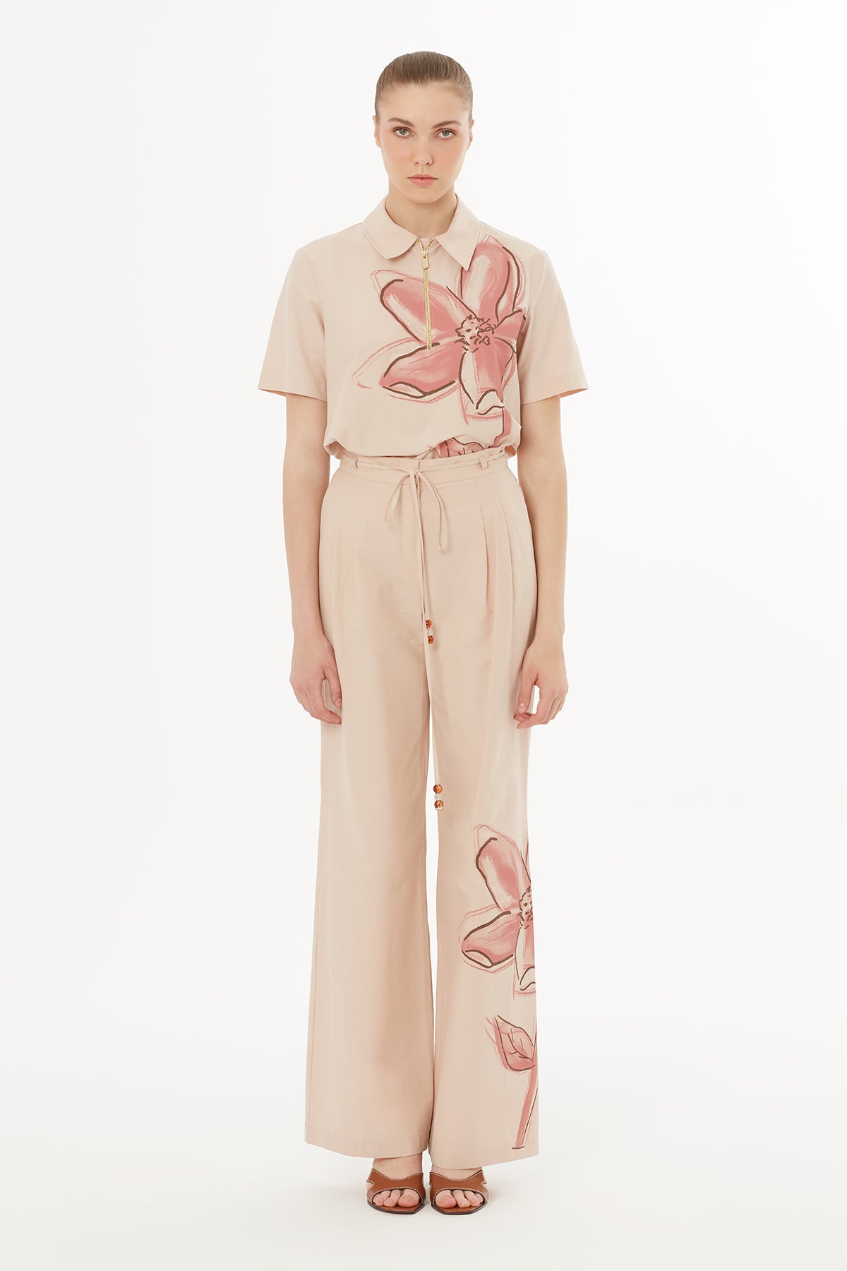 Çiçek Baskı Detaylı Dokuma Bej Pantolon