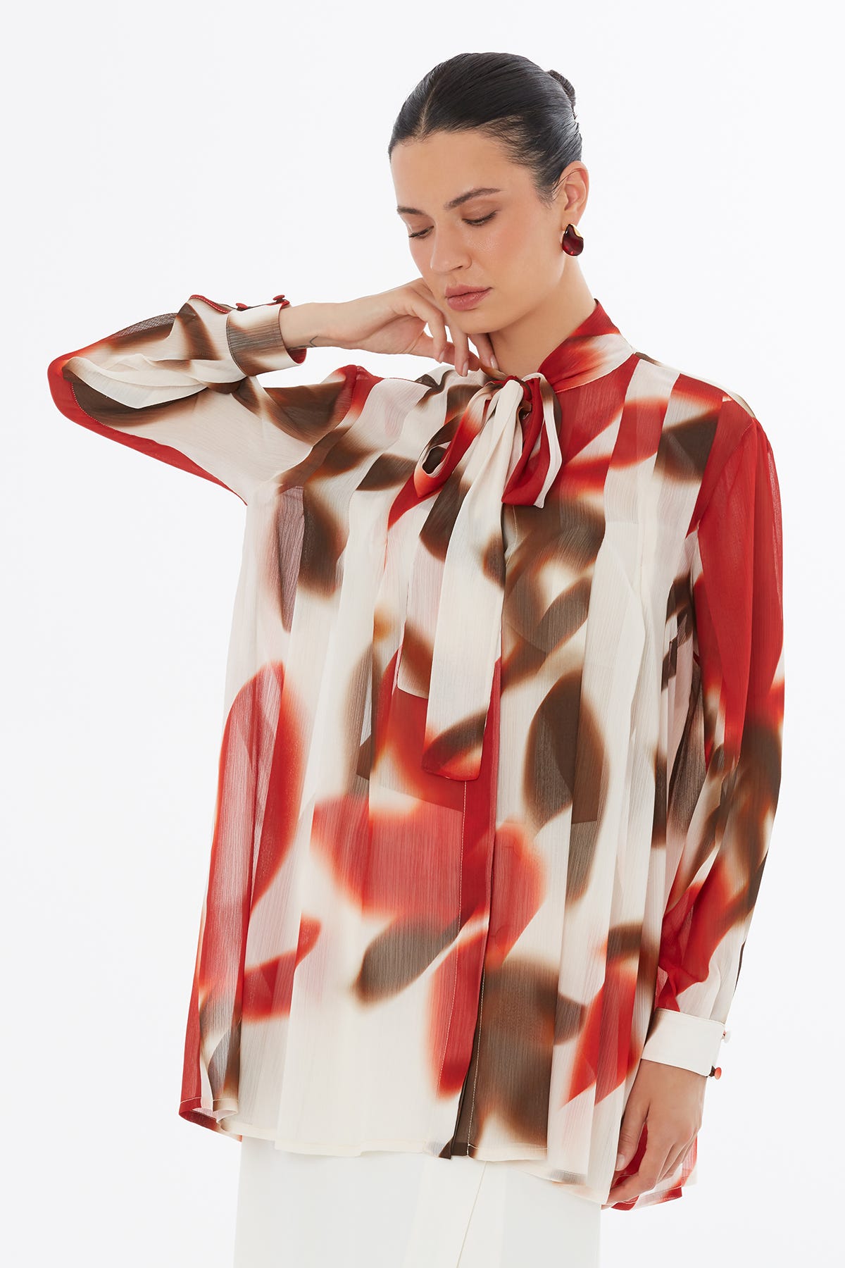 Bağlamalı Balon Kollu Desenli Bluz