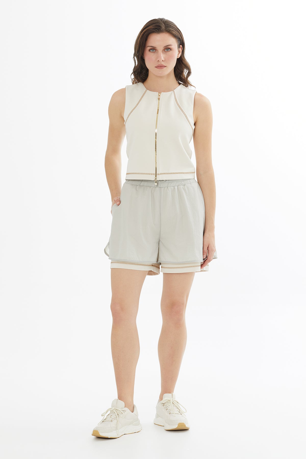 Etiketli Karyoka Dikişli Fermuarlı Bej Bluz