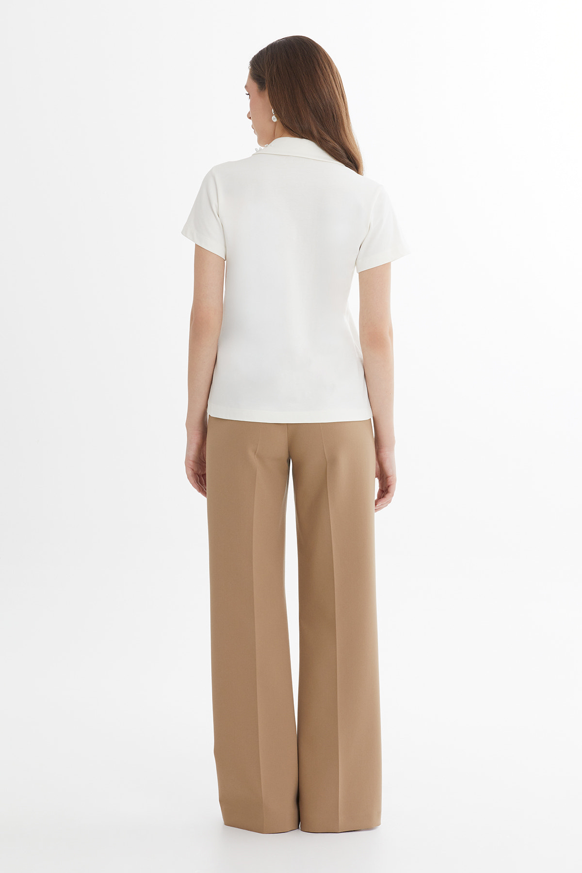 İşlemeli Gömlek Yaka Ekru T-Shirt