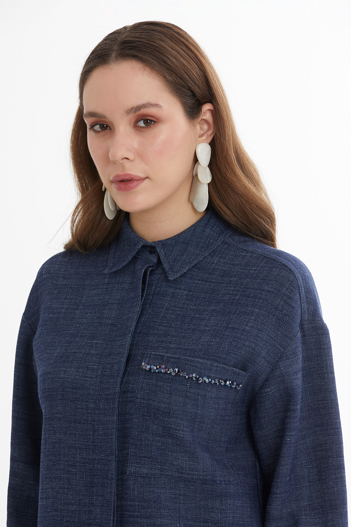 İşleme Detaylı Keten Mavi Gömlek