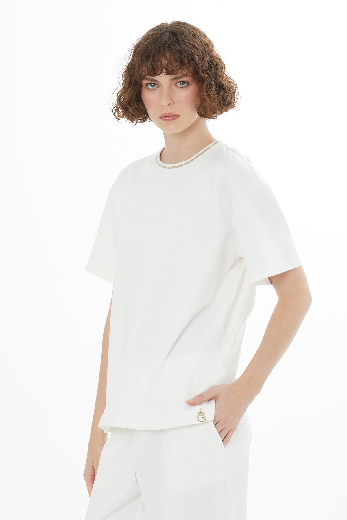 Tül Detaylı Ekru T-Shirt