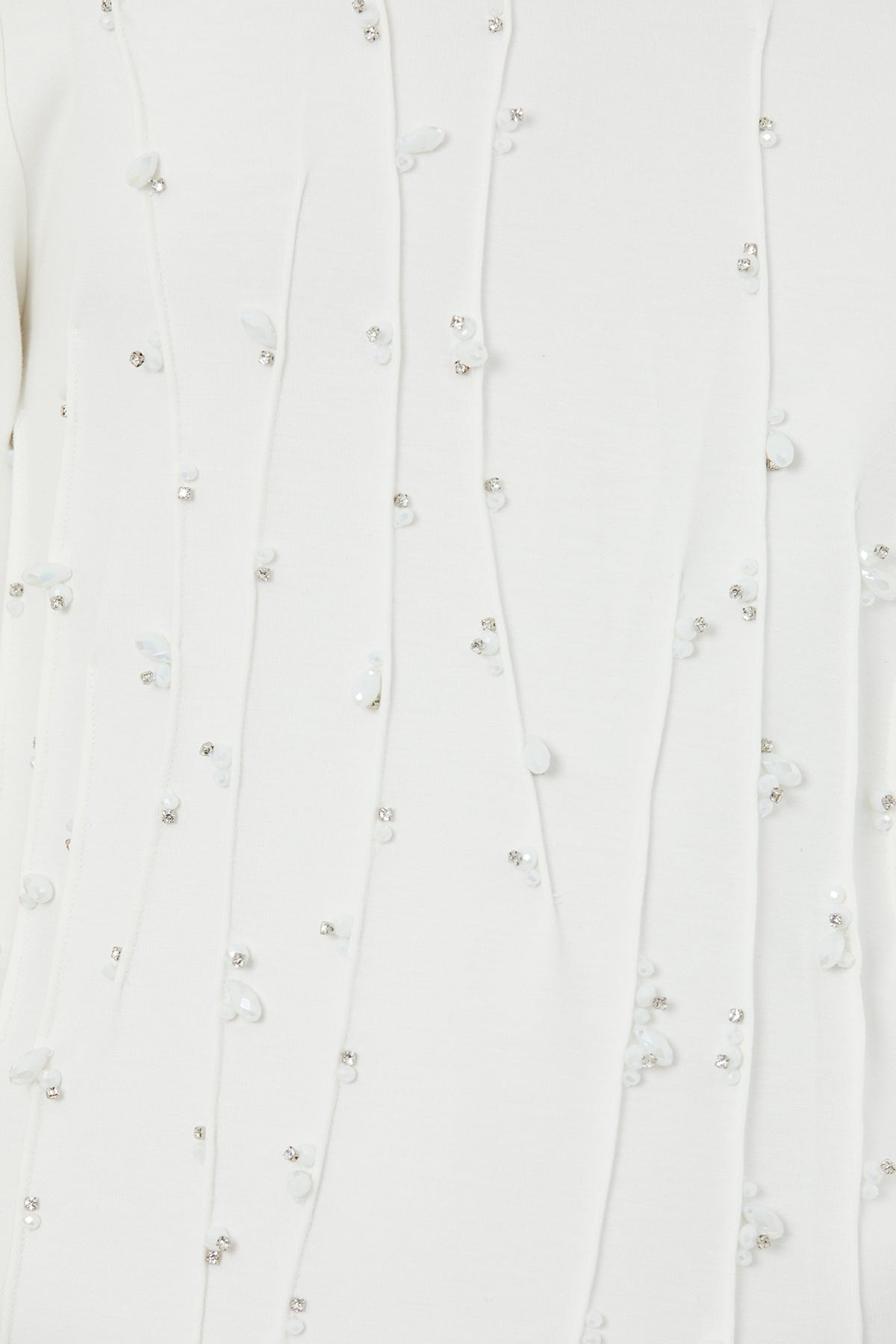 İşleme Detaylı Ekru T-Shirt