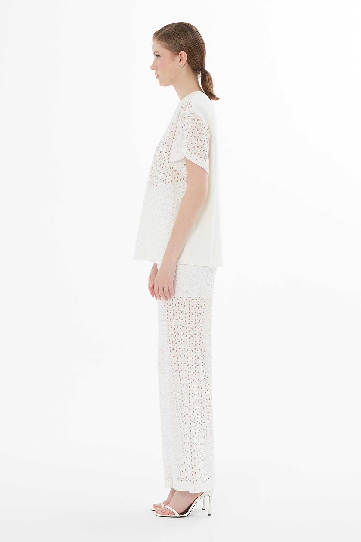 Taş Baskı Detaylı Kadın Ekru T-Shirt