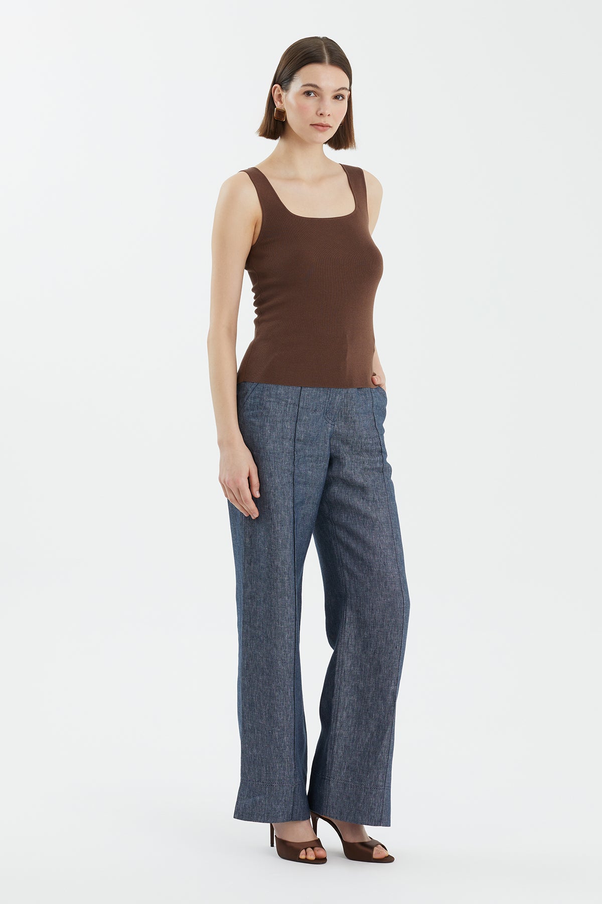 İpek Karışımlı Askılı Kahverengi Triko