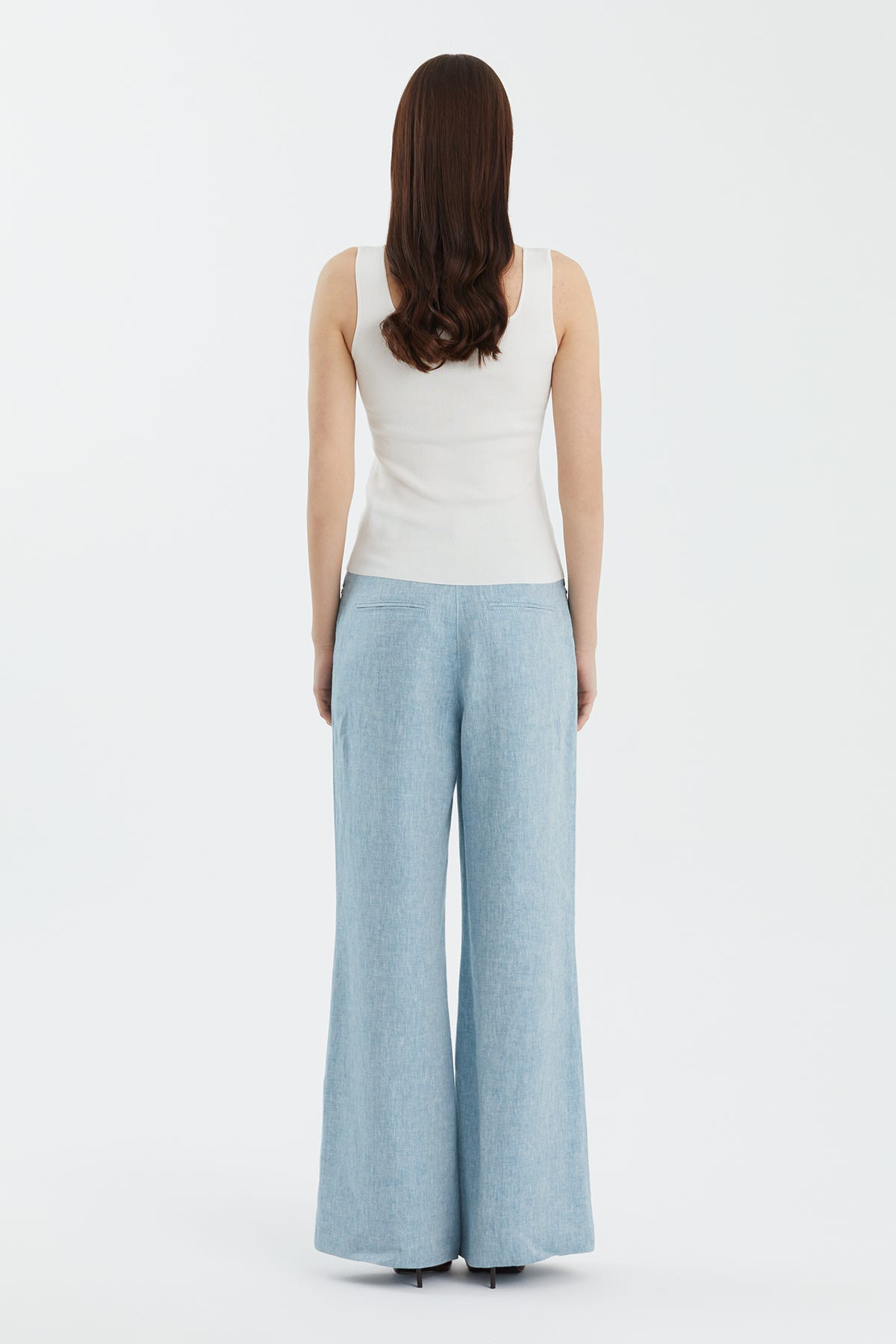 İpek Karışımlı Askılı Beyaz Triko