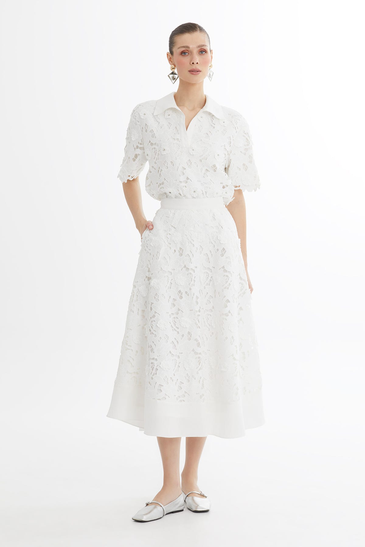 Desenli Volanlı Beyaz Midi Etek