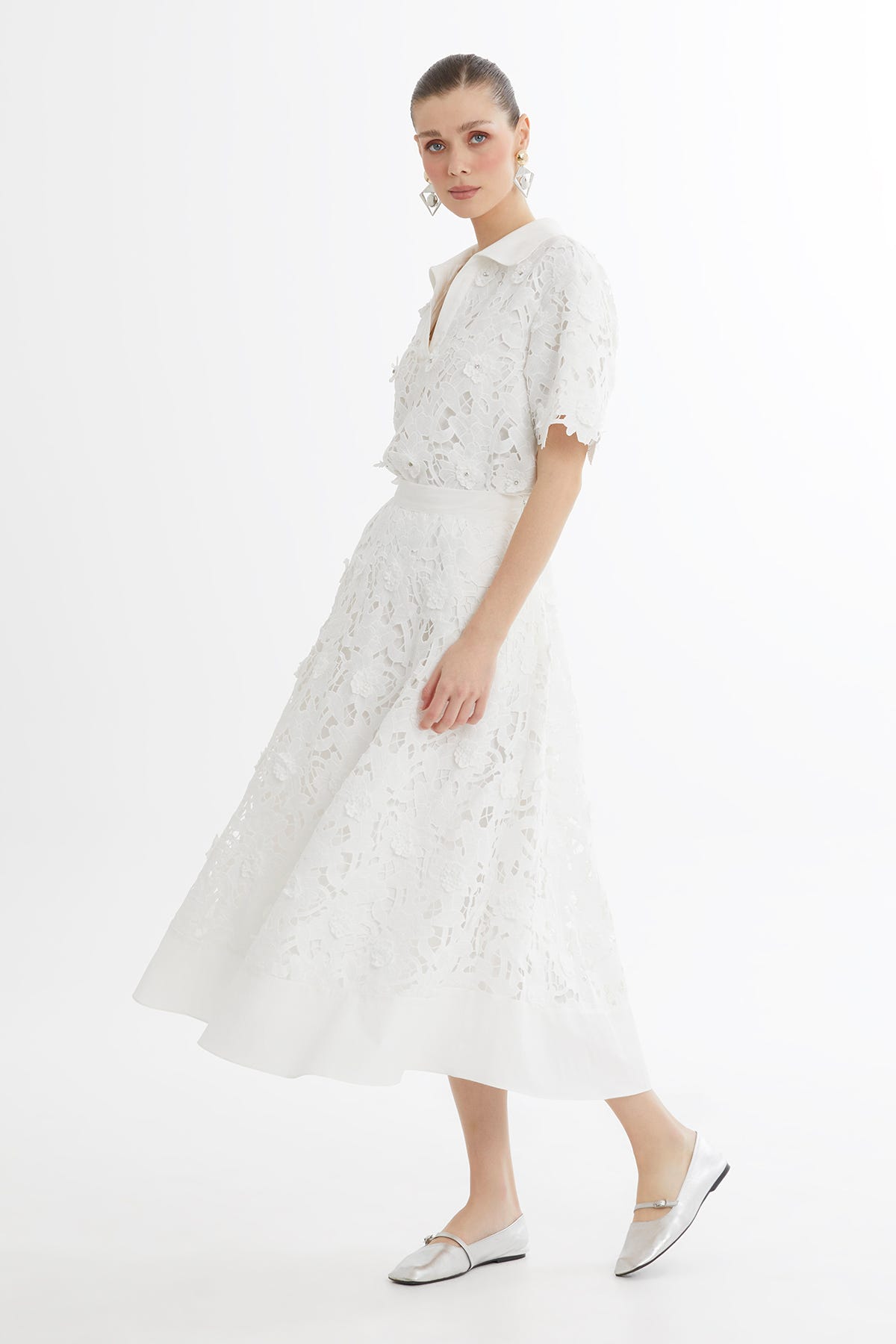 Desenli Volanlı Beyaz Midi Etek