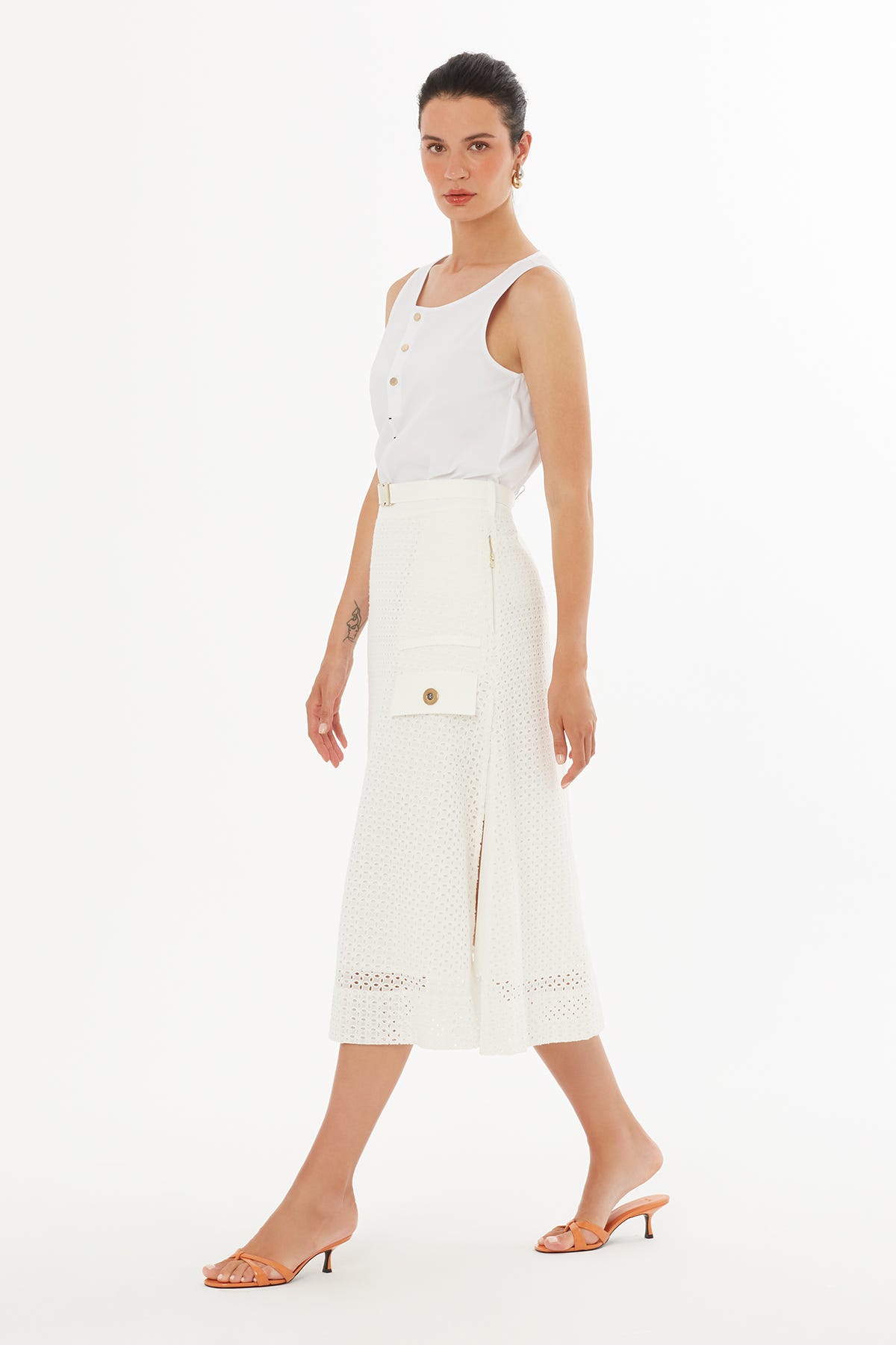 Kemerli Yanlardan Yırtmaçlı Ekru Midi Etek