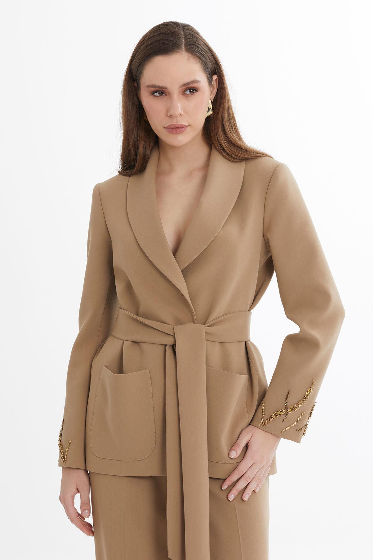 Boncuk İşleme Detaylı Kadın Kahverengi Ceket