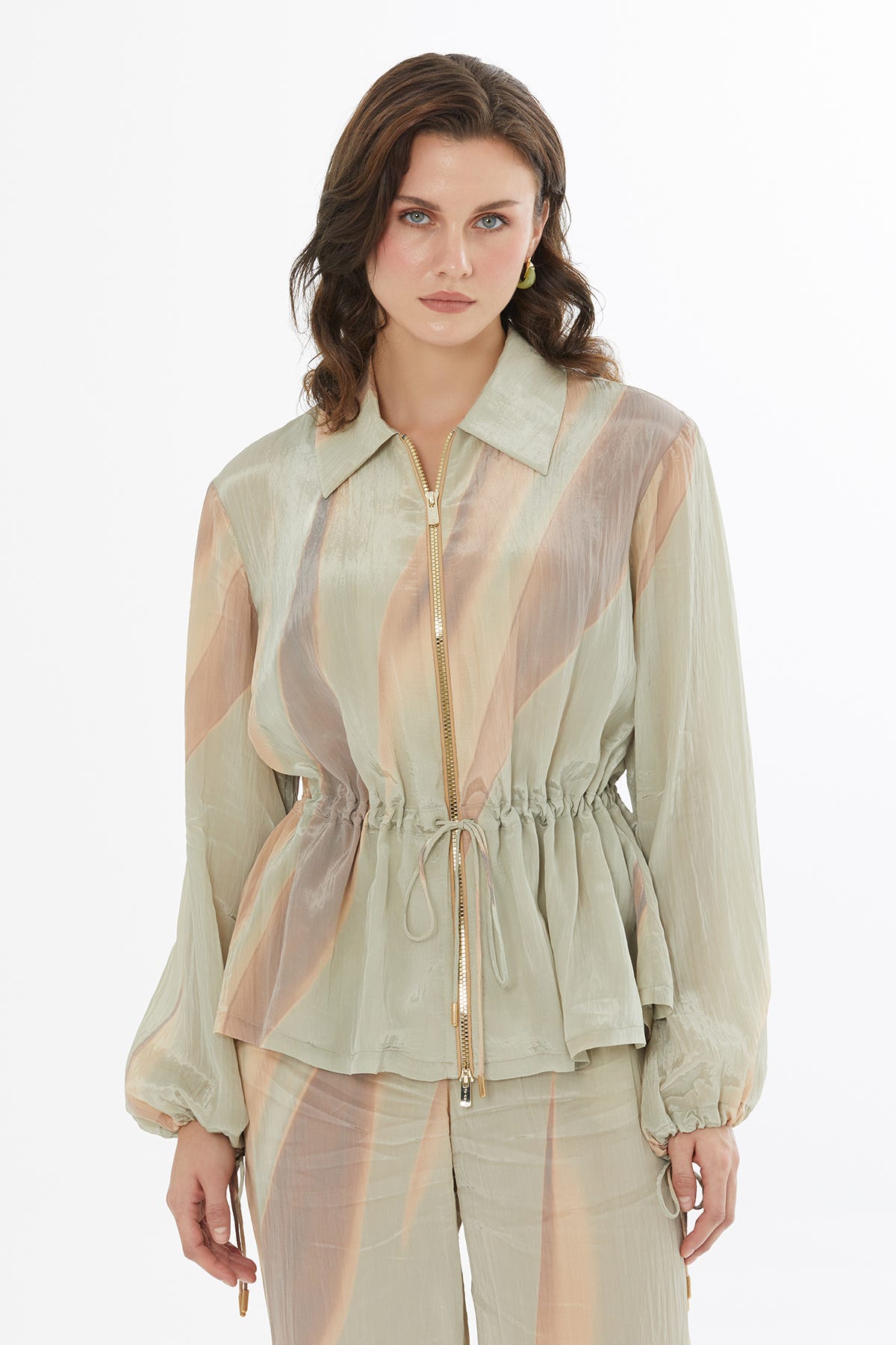 Fermuar Detaylı Bağlamalı Ceket