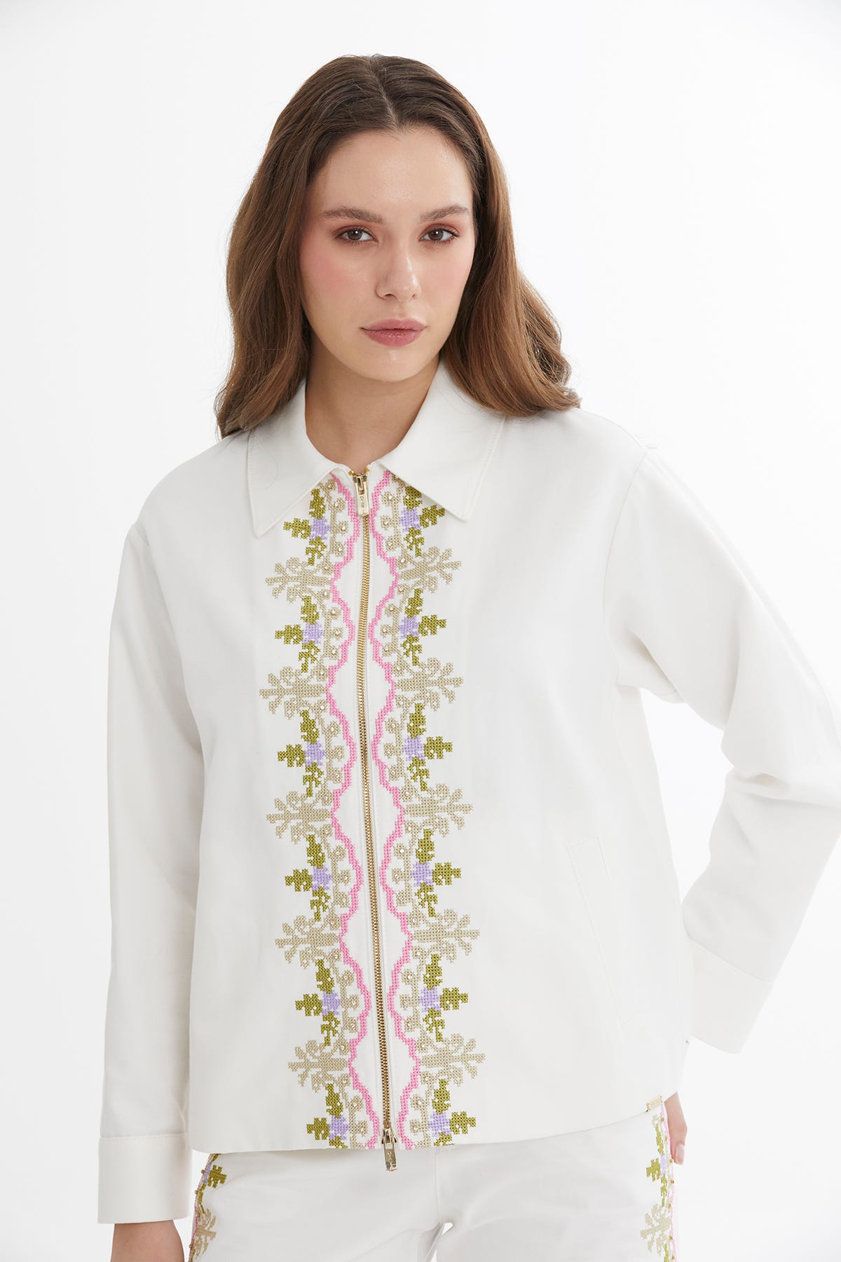 Etamin Nakışlı İşlemeli Ekru Ceket