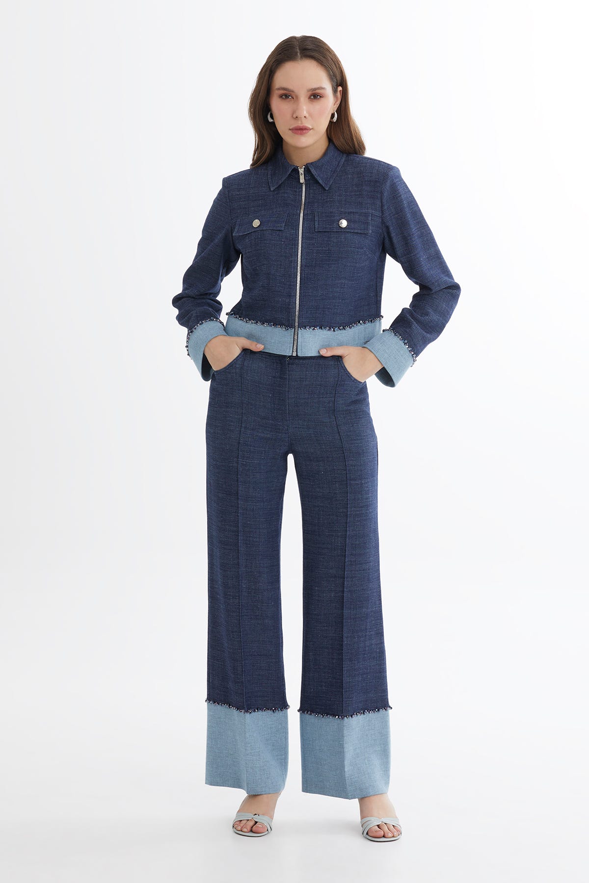 İşleme Detaylı Mavi Keten Ceket