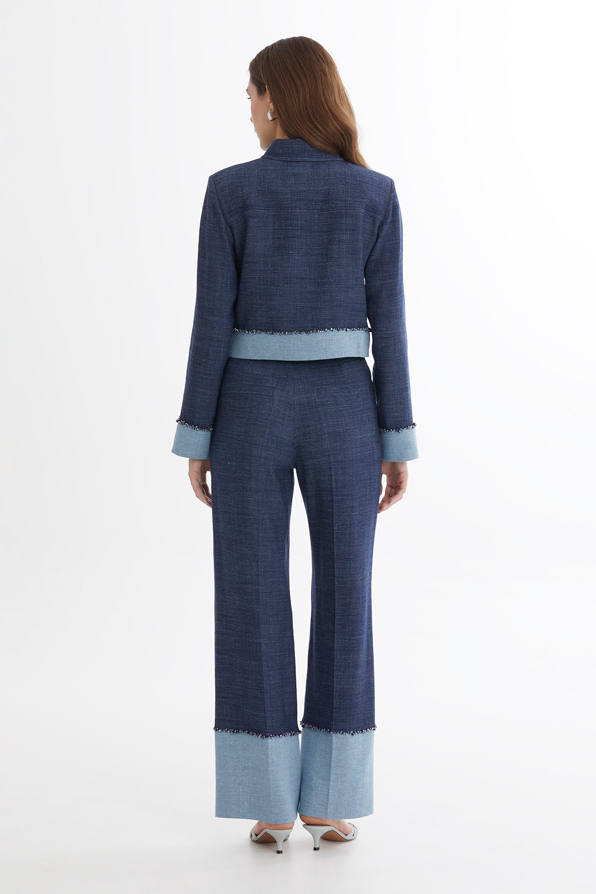 İşleme Detaylı Mavi Keten Ceket