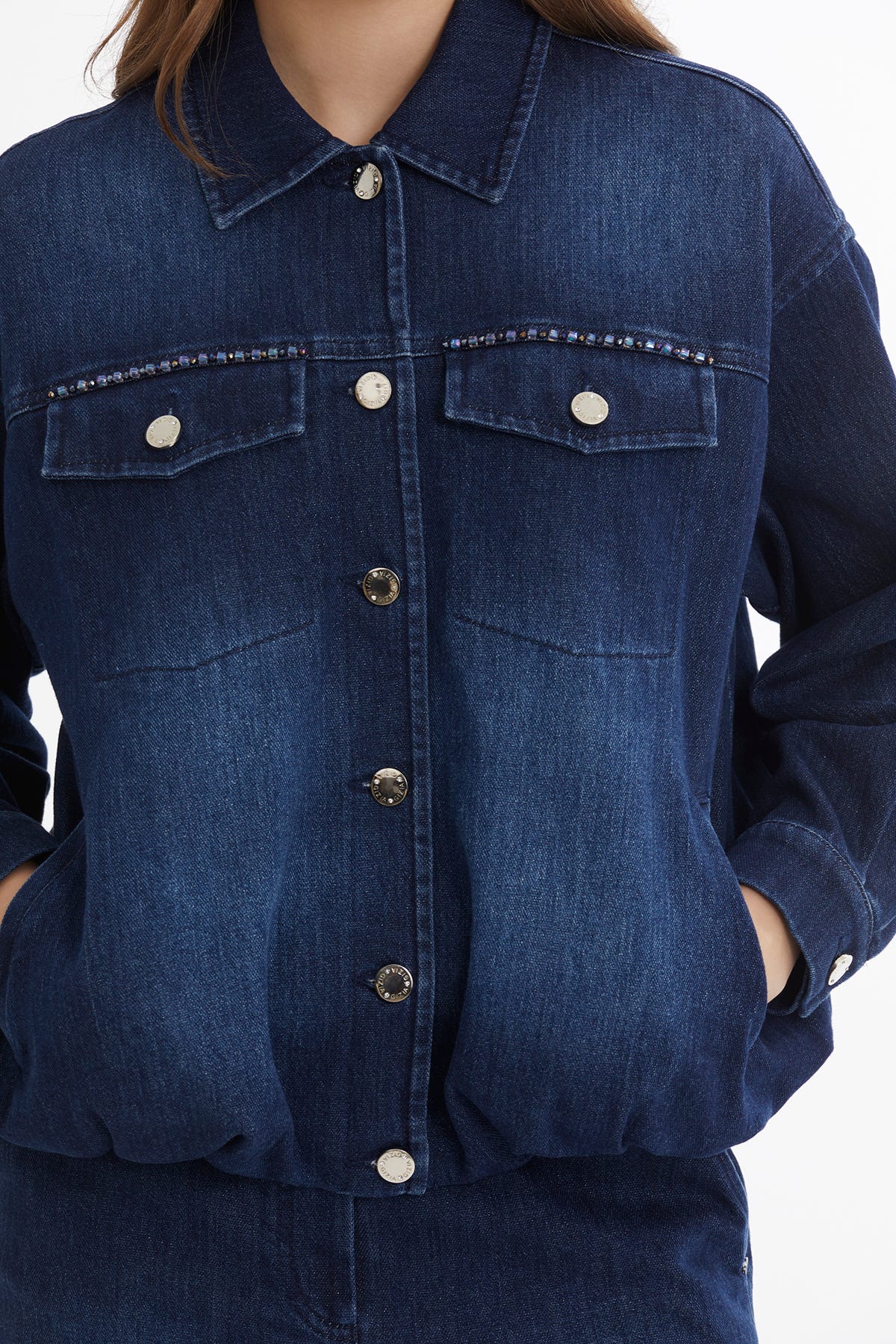 İşleme Detaylı Düğmeli Denim Ceket